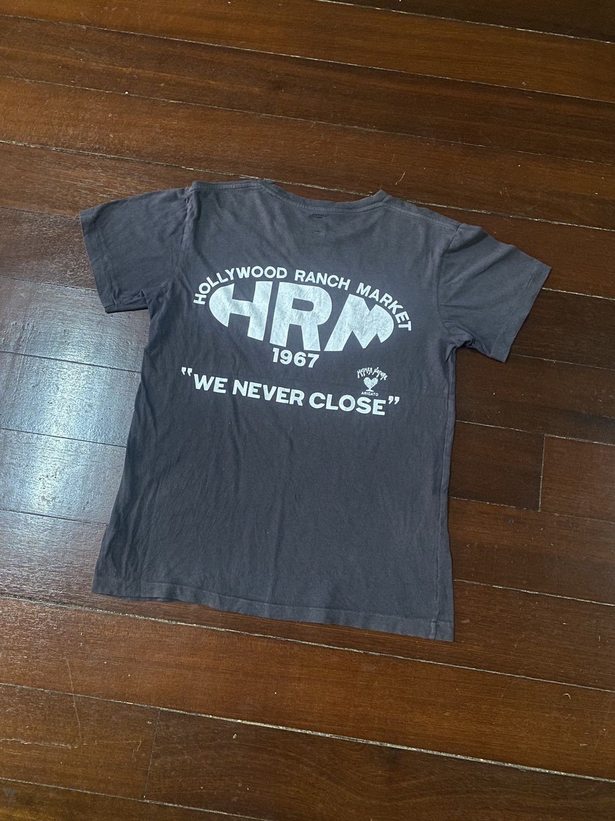 Blue Blue Japan Rare HR MARKET we never close Spell Out Japan Shirt Size US M / EU 48-50 / 2 - 4 Thumbnail