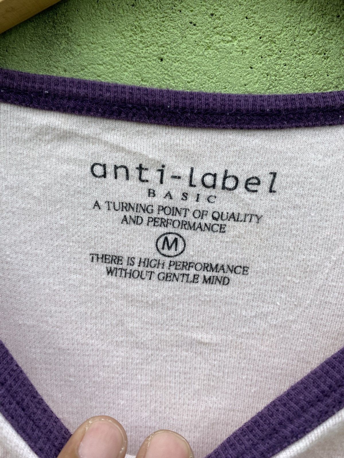 Japanese Brand Anti-Label Raglan Travel Graphic Longsleeve Vintage Style Size US M / EU 48-50 / 2 - 8 Thumbnail