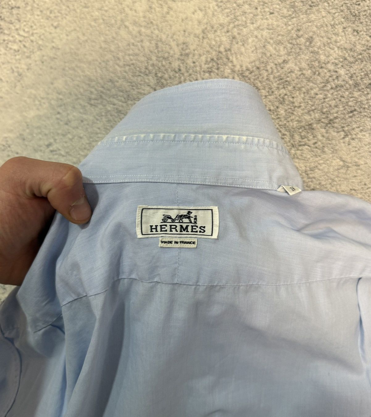 Hermes Hermes Men Shirt Long Sleeve 15 (1/2) 39 Button Front France Size US S / EU 44-46 / 1 - 2 Thumbnail