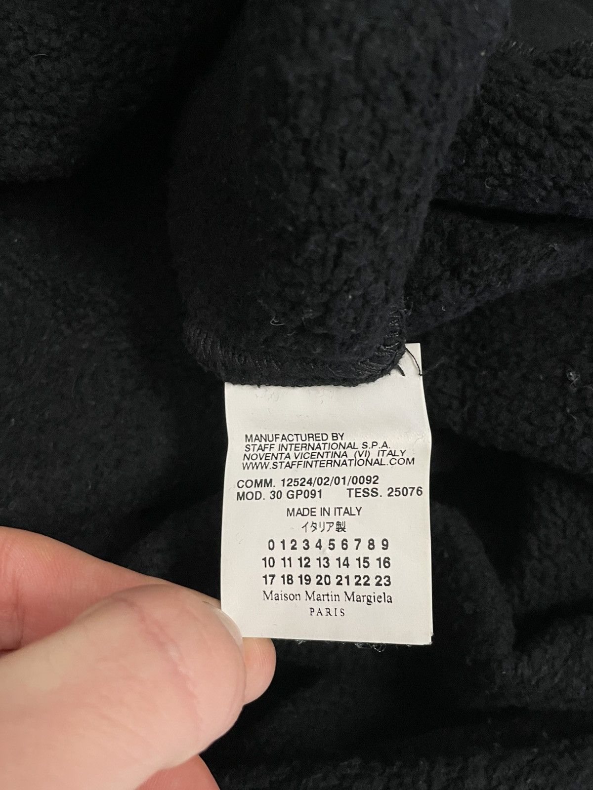 Maison Margiela Maison Margiela FW09 Broken Vinyl Sweatshirt Size US M / EU 48-50 / 2 - 6 Thumbnail