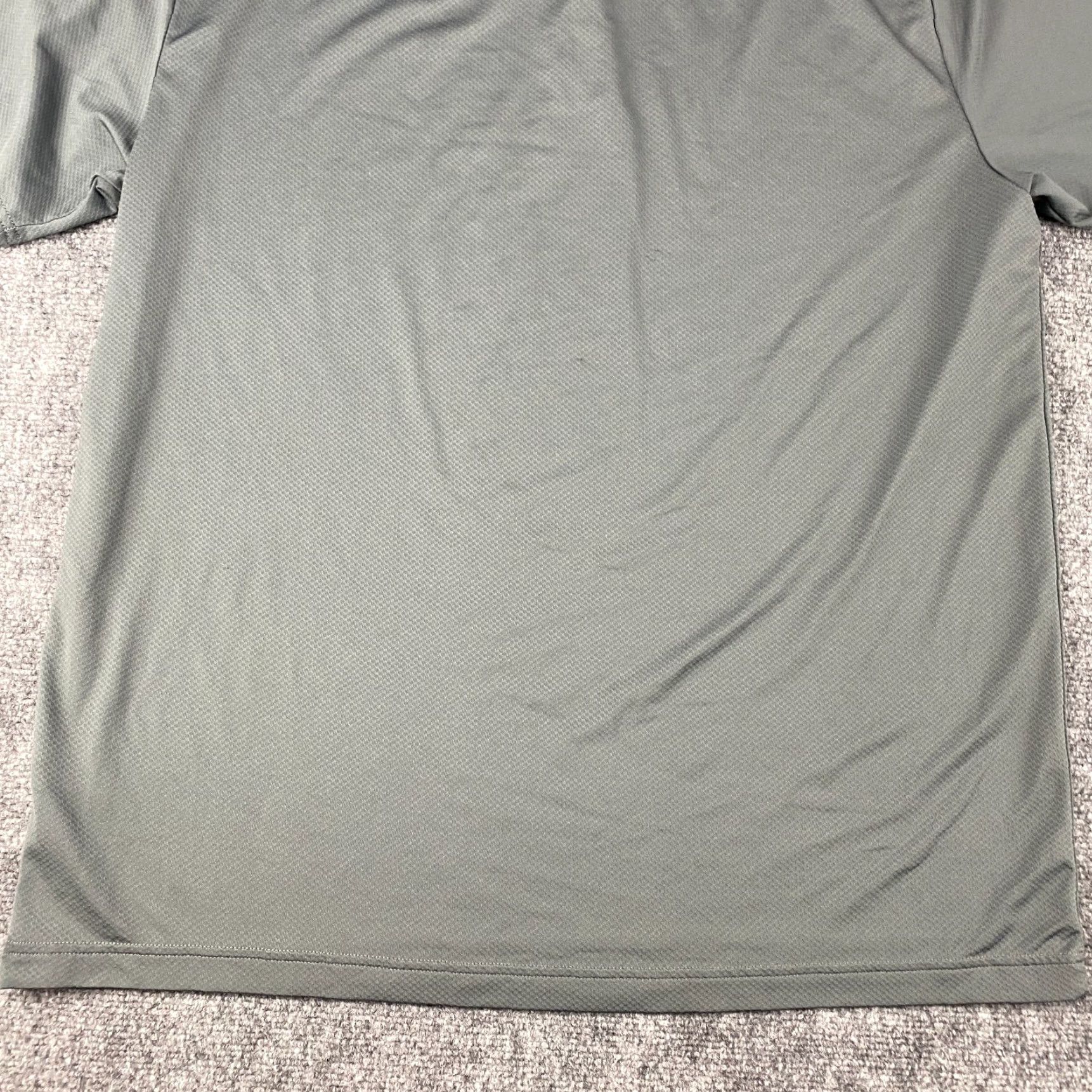 Under Armour Under Armour Performance Polo Shirt XL Mens Gray Loose Fit Textured Golf Wicking Size US XL / EU 56 / 4 - 7 Thumbnail