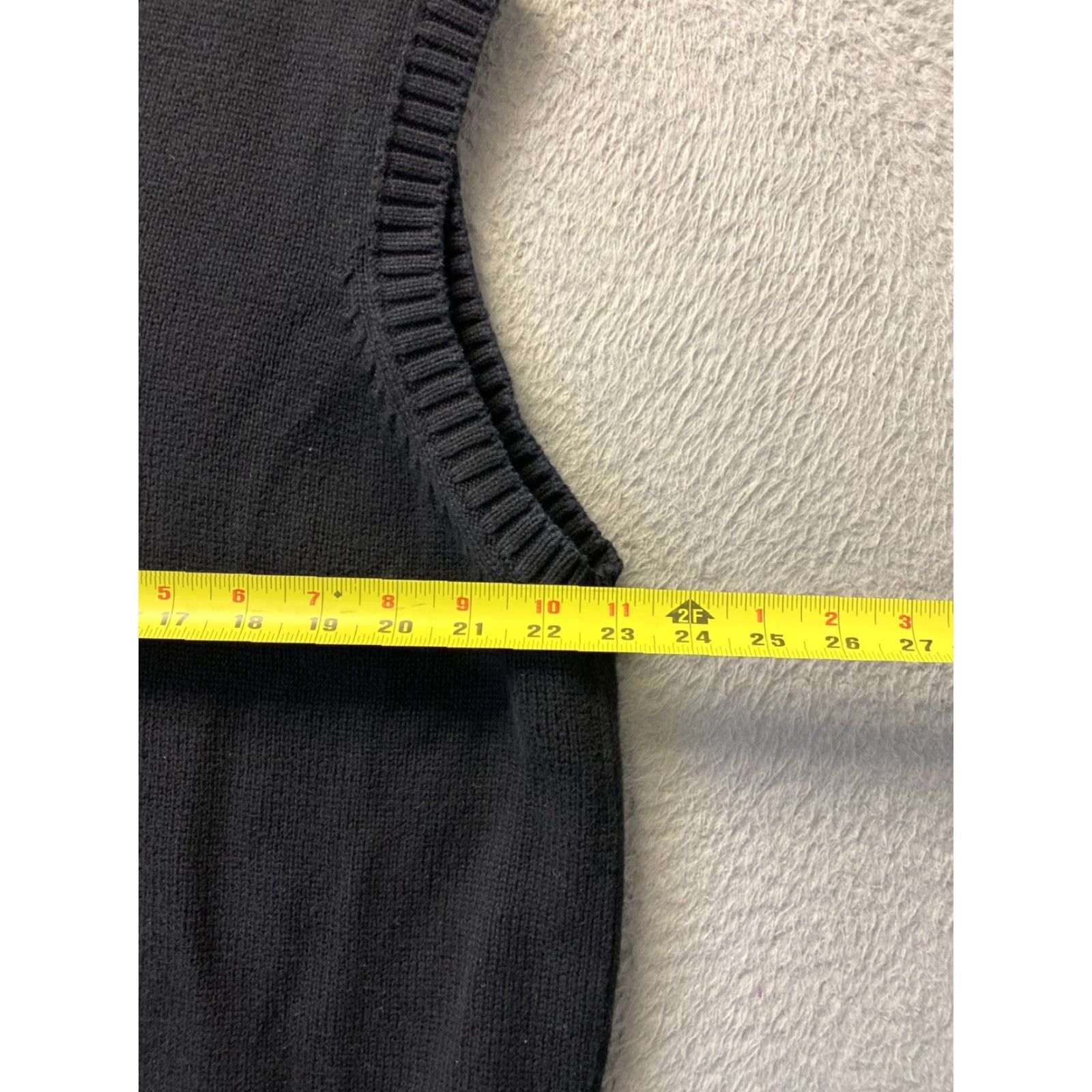 Vintage VINTAGE L.L.Bean Sweater Mens L Black Sleeveless V-Neck Pullover Regular /0549 Size US L / EU 52-54 / 3 - 4 Thumbnail