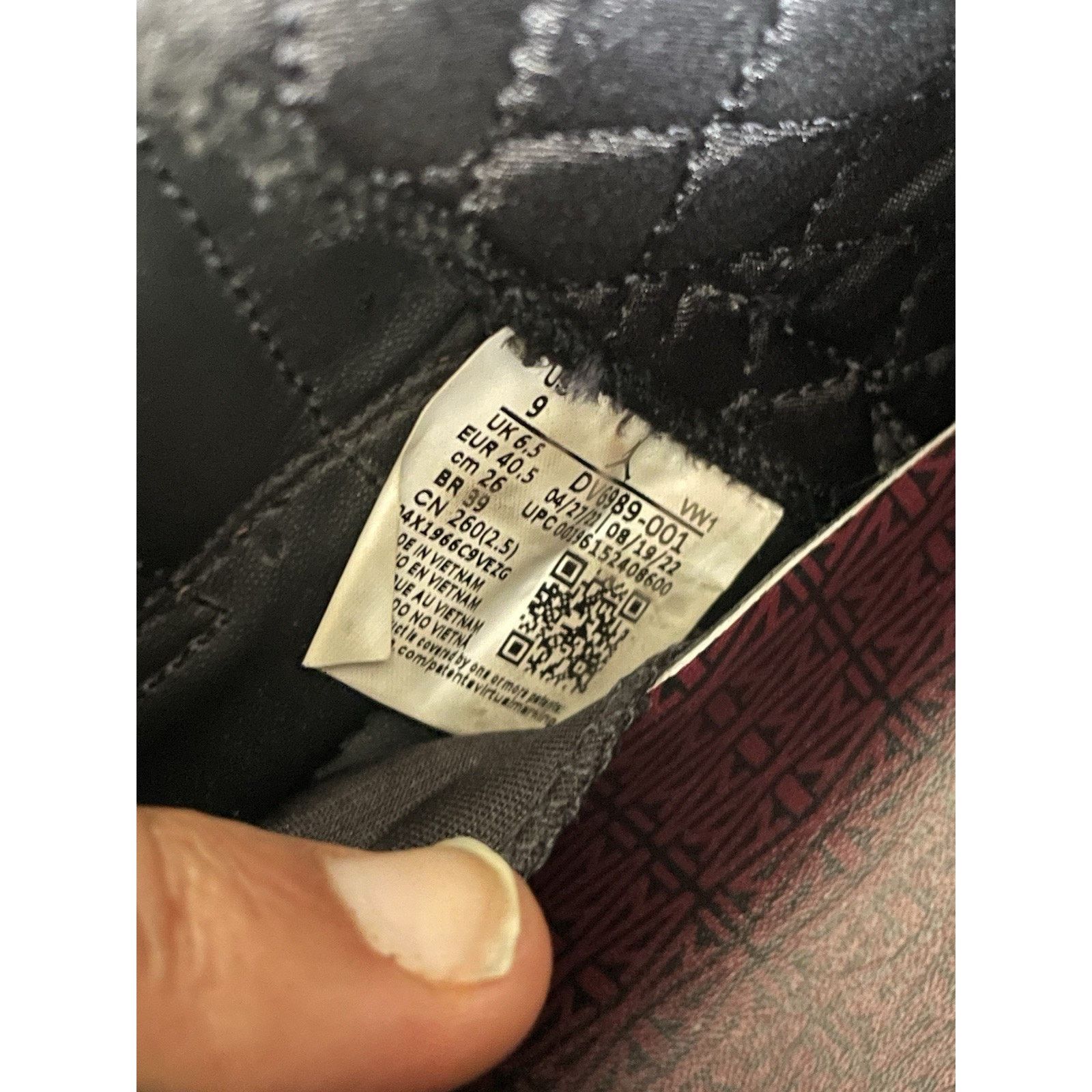Jordan Brand Size 7.5M/9W -Air Jordan 12 Retro SP A Ma Maniere Mid Black Size US 7.5 / EU 40-41 - 7 Thumbnail
