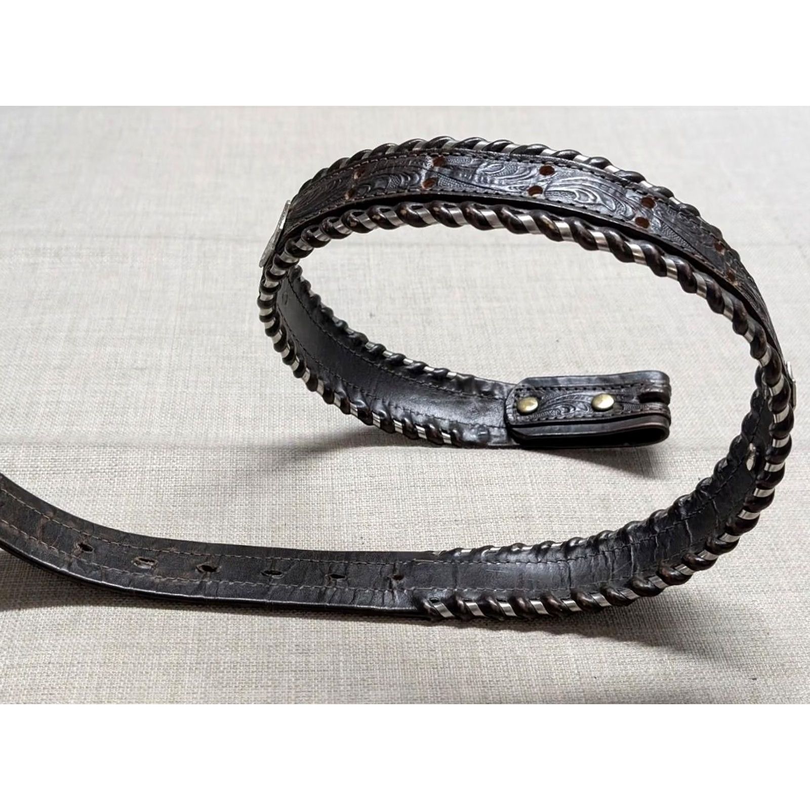 Vintage VINTAGE Circle Y western Belt 30 belt brown cowhide leather nickel silver concho laced Men's Western Belt 30 Brown Conchos Laced 90s Size 30 - 7 Thumbnail