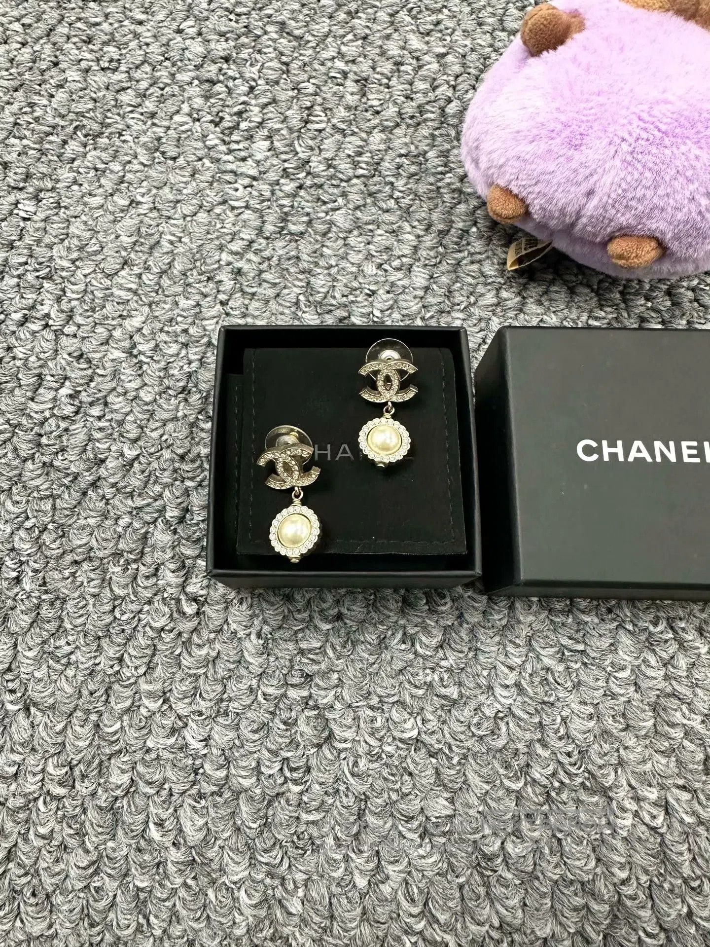 Chanel Chanel Golden Pearl Double C Stud Earrings| Size ONE SIZE - 2 Thumbnail