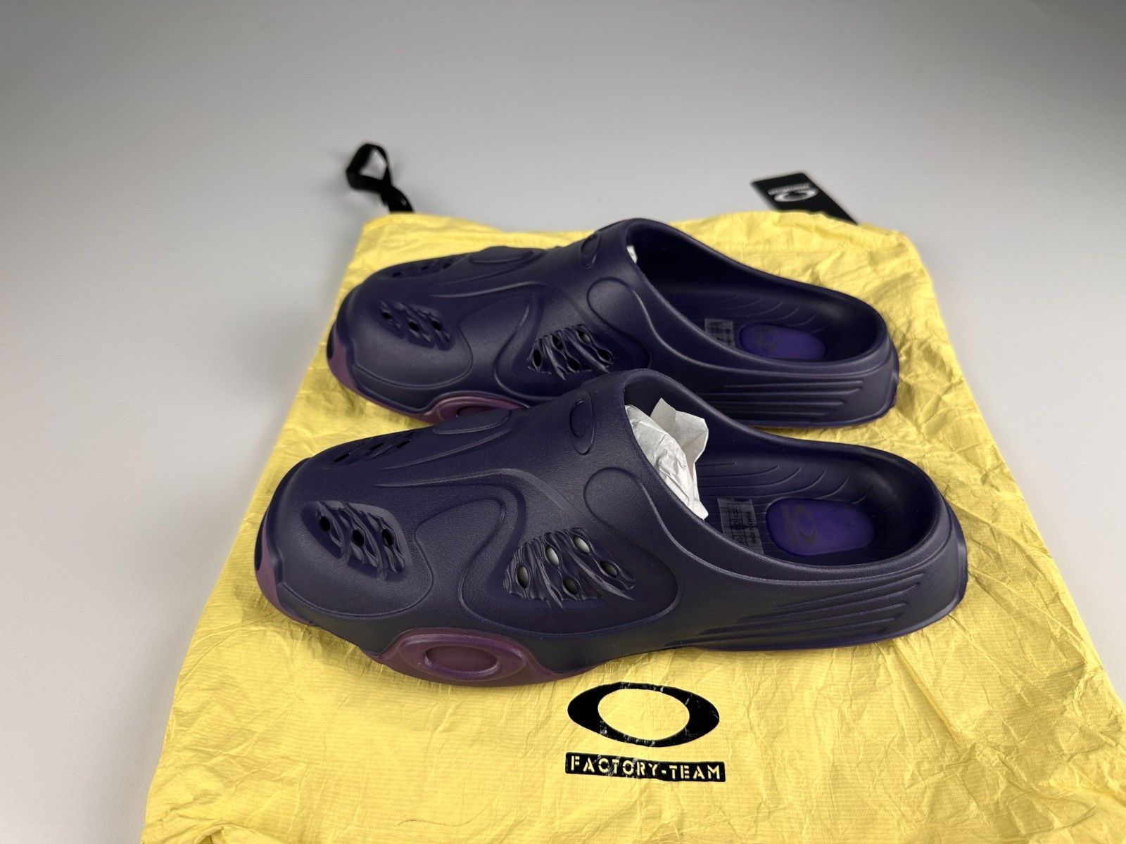 Oakley Oakley Factory Team Brain Dead Paguro slide Blackberry US8 Size US 8 / EU 41 - 2 Thumbnail
