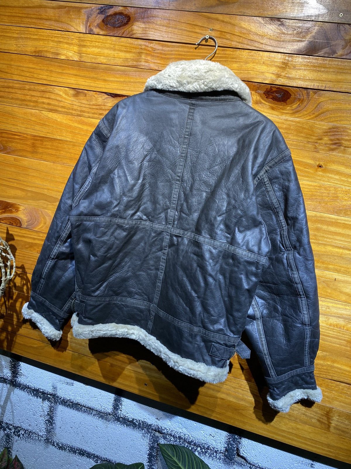 Vintage Vintage Famock XY-306 Black Shearling Aviator Jacket Size US L / EU 52-54 / 3 - 11 Thumbnail