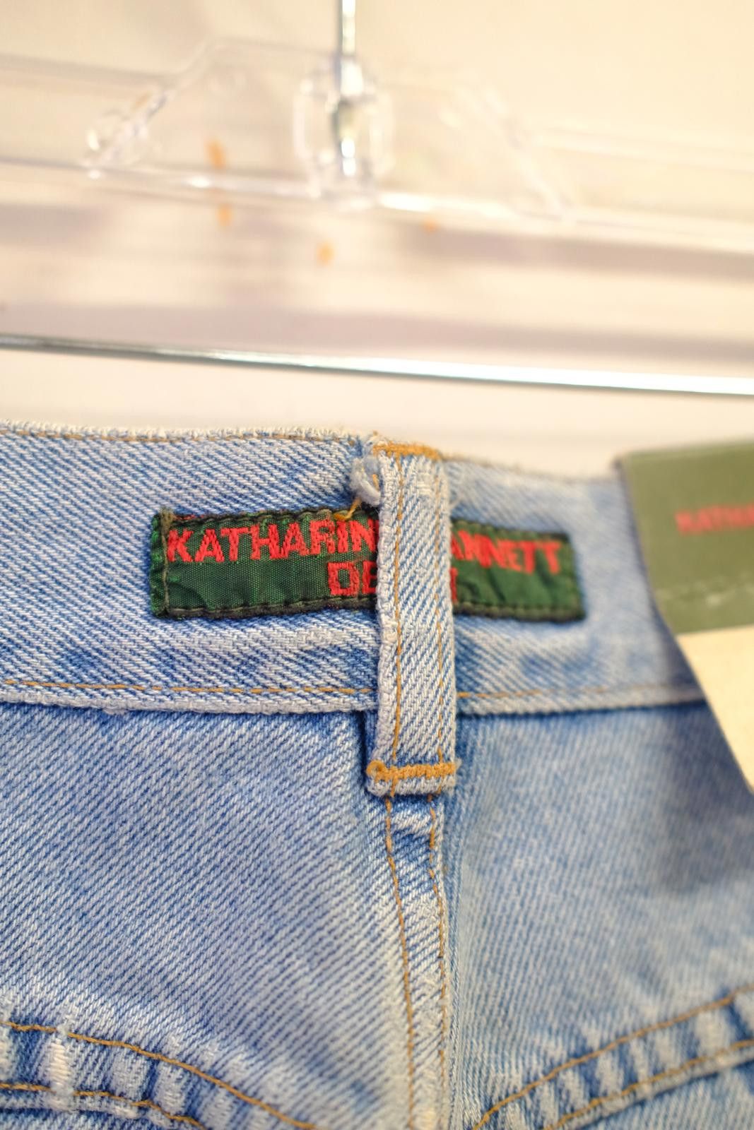 Katharine Hamnett London 90's Katharine Hamnett Light Wash Straight-Leg Jeans Size 32" / US 10 / IT 46 - 7 Thumbnail
