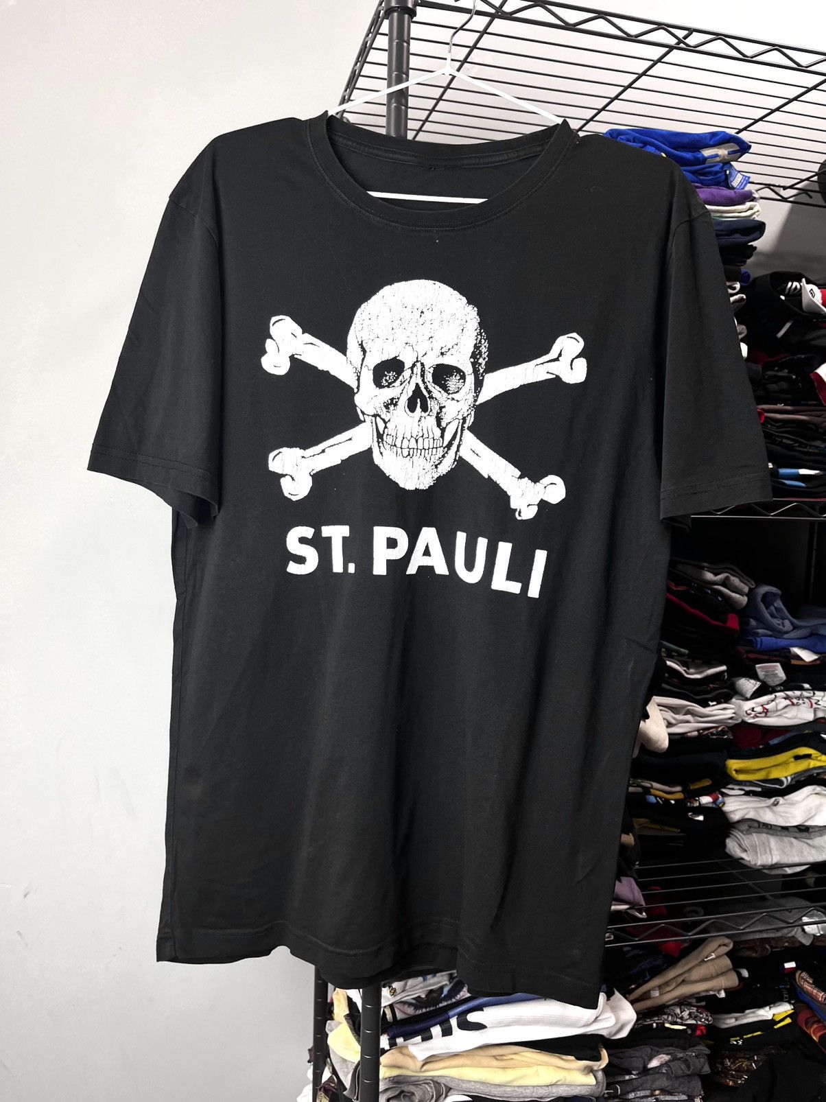 Vintage Vintage St Pauli Skull Bones T Shirt Football Soccer Size US L / EU 52-54 / 3 - 1 Thumbnail