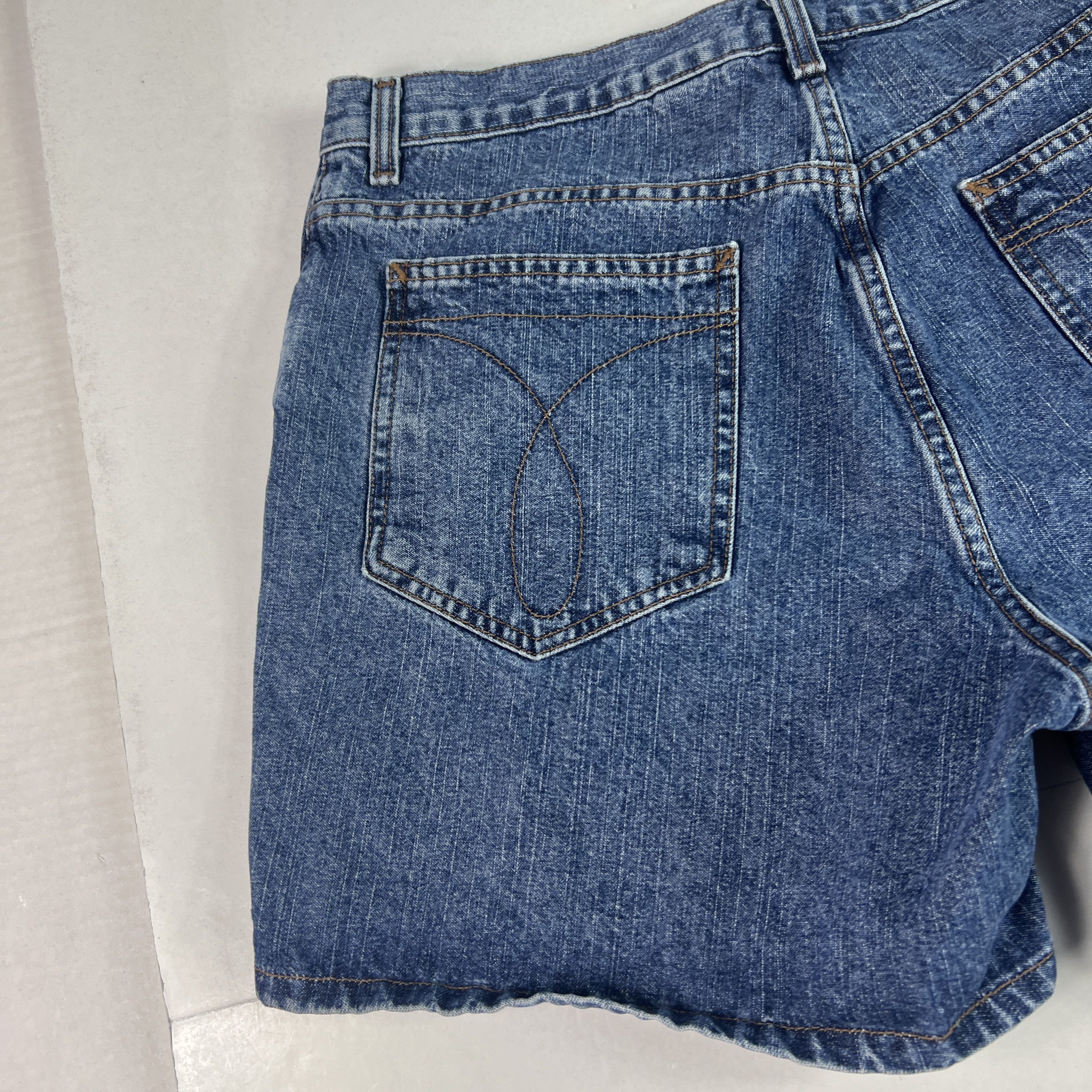 Calvin Klein Y2K Calvin Klein Shorts High Rise Blue Denim Jorts No Tags Size 34" / US 12 / IT 48 - 8 Thumbnail