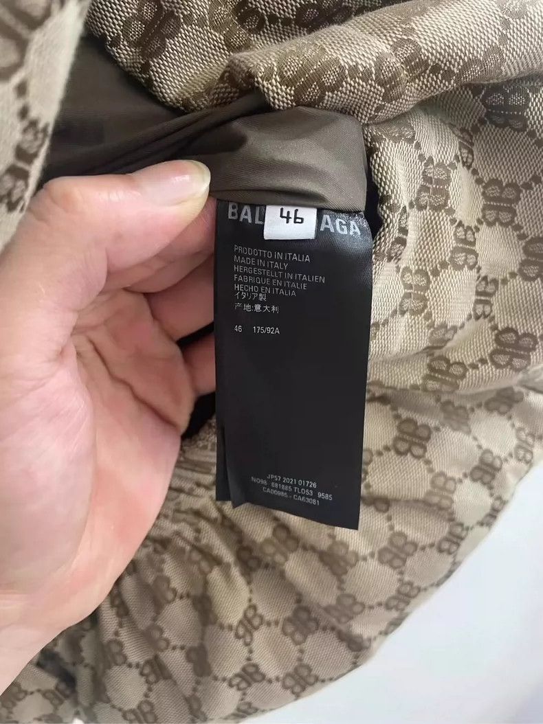 Balenciaga Balenciaga All-over Printed Down Jacket Size US S / EU 44-46 / 1 - 4 Thumbnail