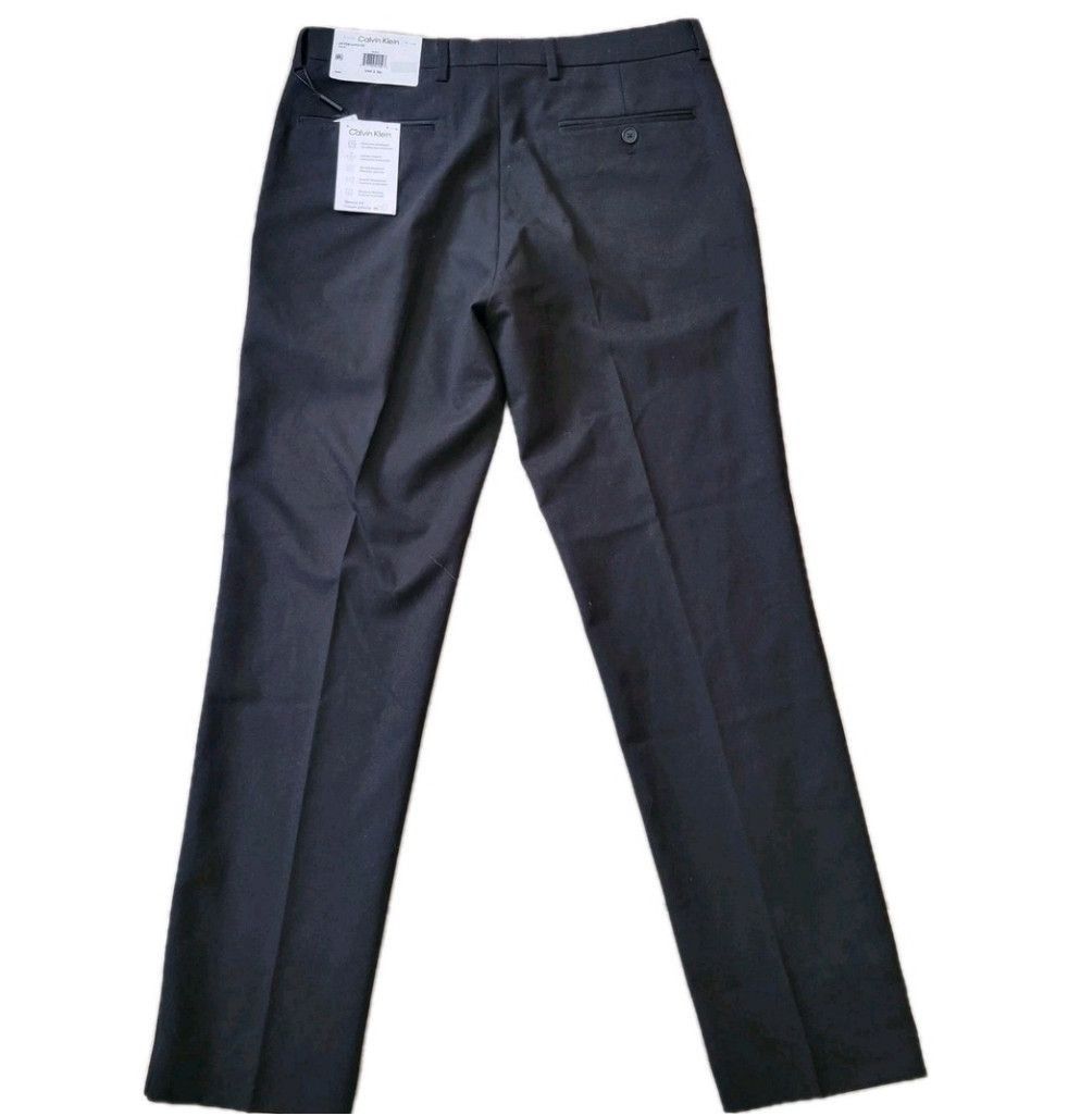 Calvin Klein Calvin Klein Men's Skinny-Fit Wrinkle Resistant Pants 33/30 Size US 33 - 8 Thumbnail