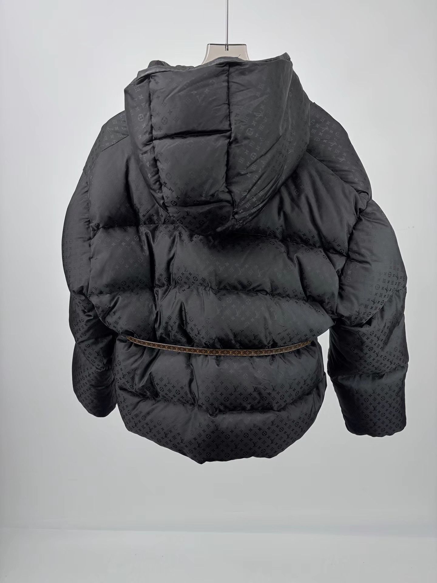 Louis Vuitton LOUIS VUITTON Monogram Full Logo Down Jacket Size US XXS / EU 40 - 2 Thumbnail