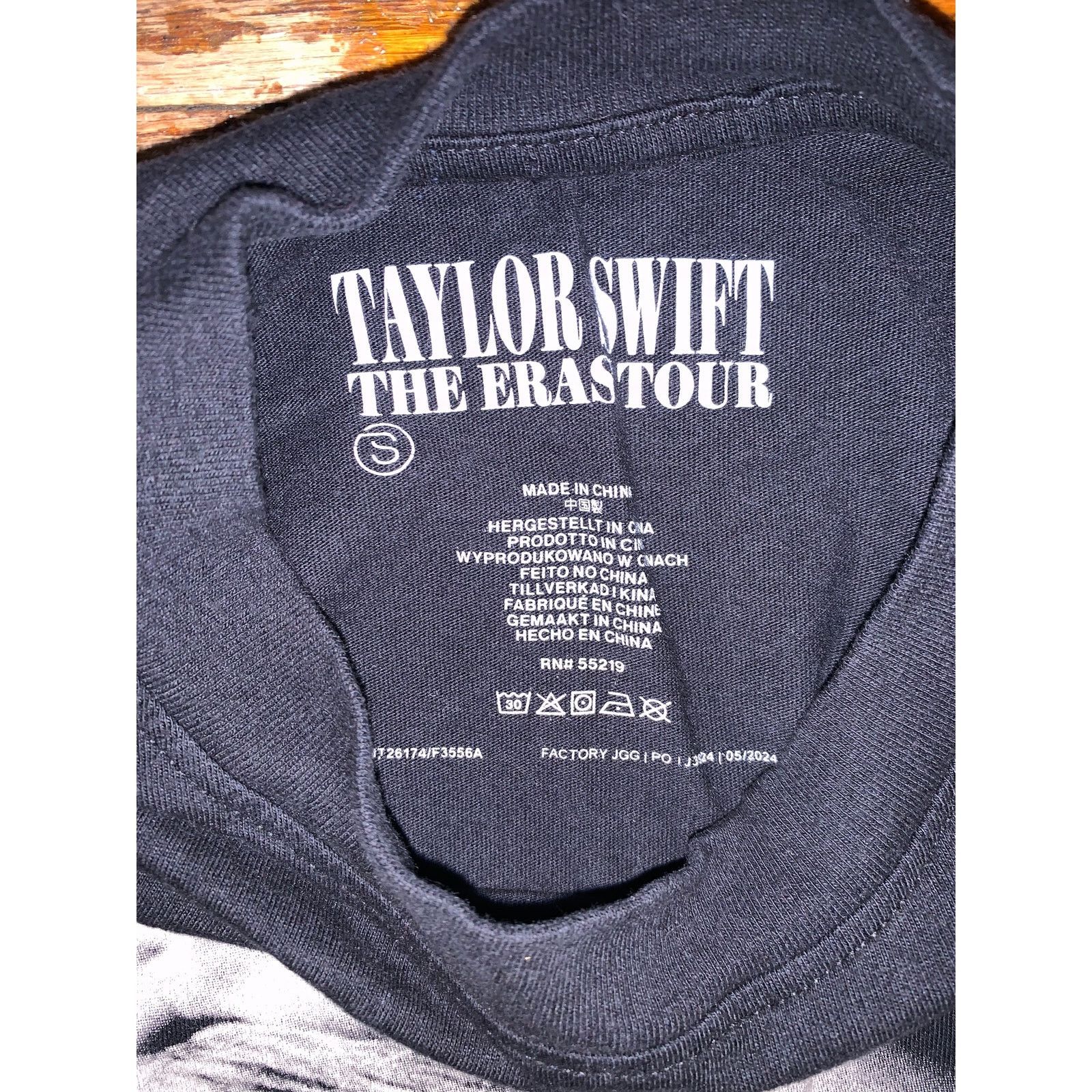 Band Tees Taylor Swift Eras Tour TTPD Long Sleeve Shirt Black Small Size US S / EU 44-46 / 1 - 4 Thumbnail
