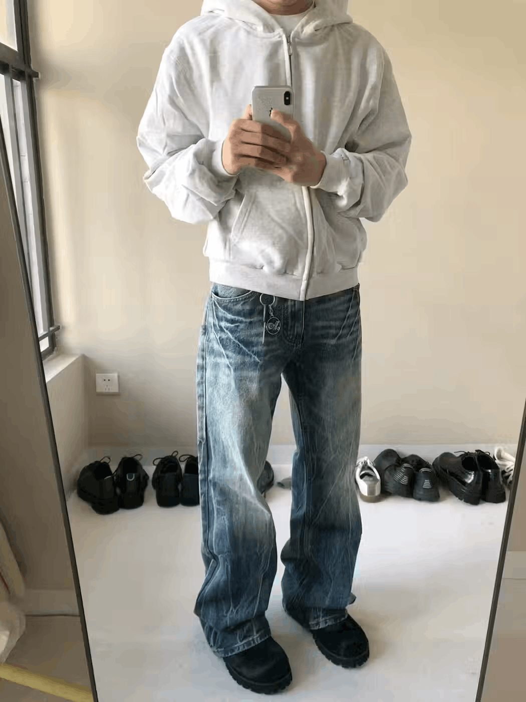 Jean Faded blue y2k washed gradient baggy jeans Size US 33 - 5 Thumbnail