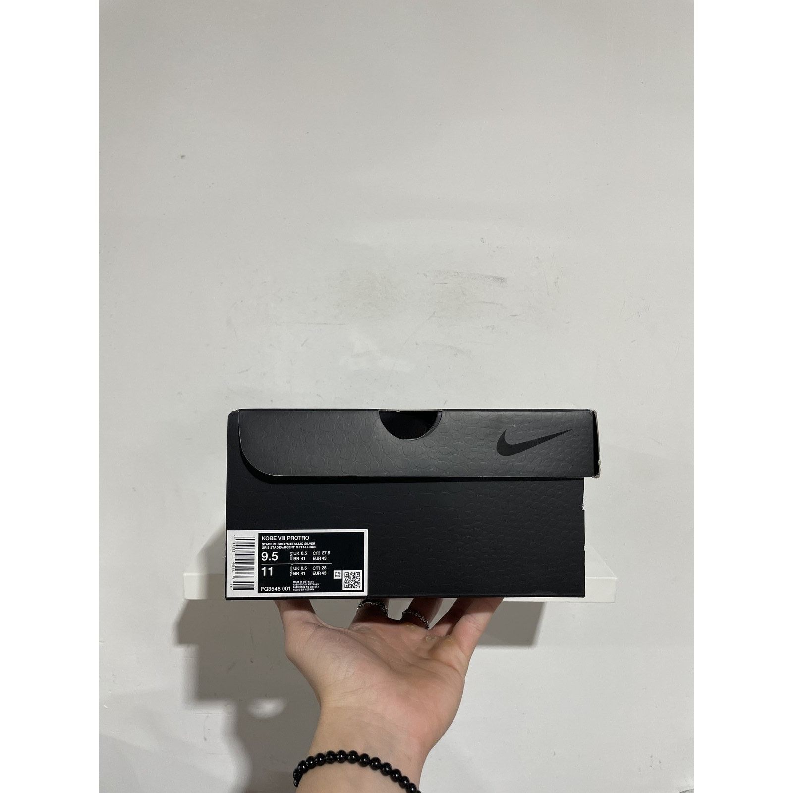 Nike NIKE KOBE 8 PROTRO VENICE BEACH SIZE 9.5 NEW Size US 9.5 / EU 42-43 - 7 Thumbnail