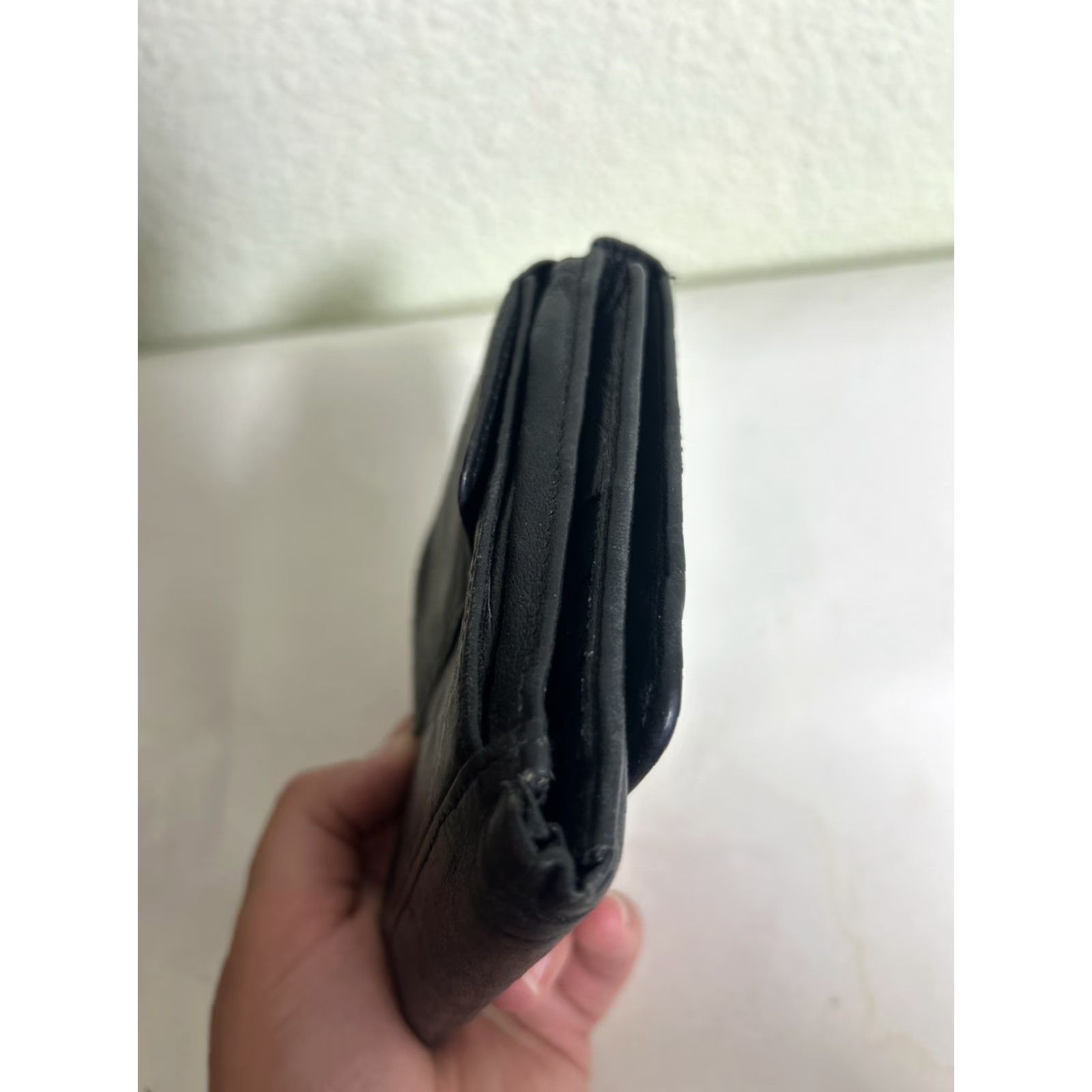 Vintage VINTAGE Pelle Studios Black Leather Trifold Snap Wallet Coin Purse Women 5x4.5x1 Wilsons Leather Size ONE SIZE - 5 Thumbnail