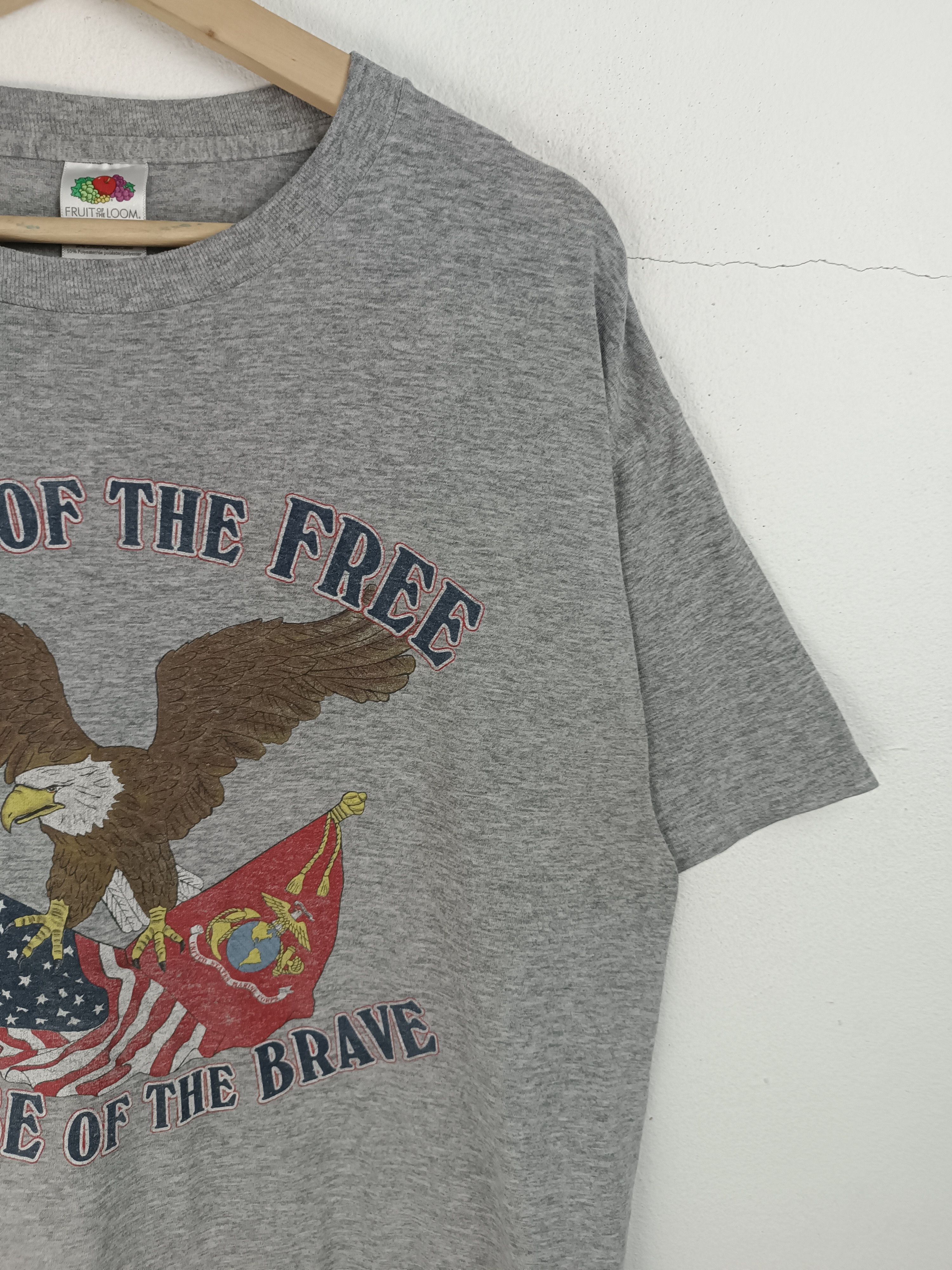 Other VINTAGE 2000s LAND OF THE FREE USA EAGLE ARMY MARINES TEE Size US L / EU 52-54 / 3 - 5 Thumbnail