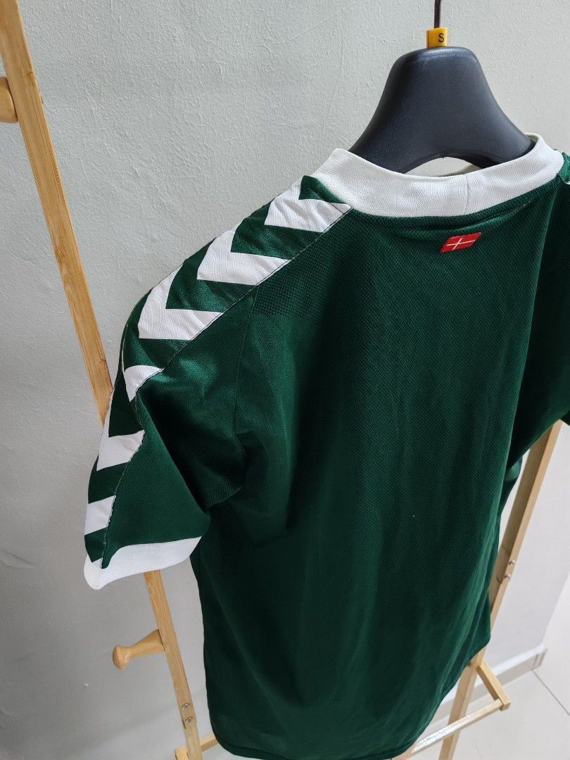 Vintage Denmark 2002/03 Goalkeeper Away Jersey – Forest Green Hummel Size US M / EU 48-50 / 2 - 7 Thumbnail