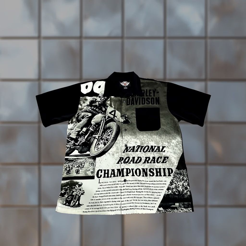 Harley Davidson VINTAGE Harley-Davidson National Road Race Champion Button-Down Shirt XL Black & White Motorcycle Pattern Men Short Sleeve Button-Up Size US XL / EU 56 / 4 - 1 Thumbnail
