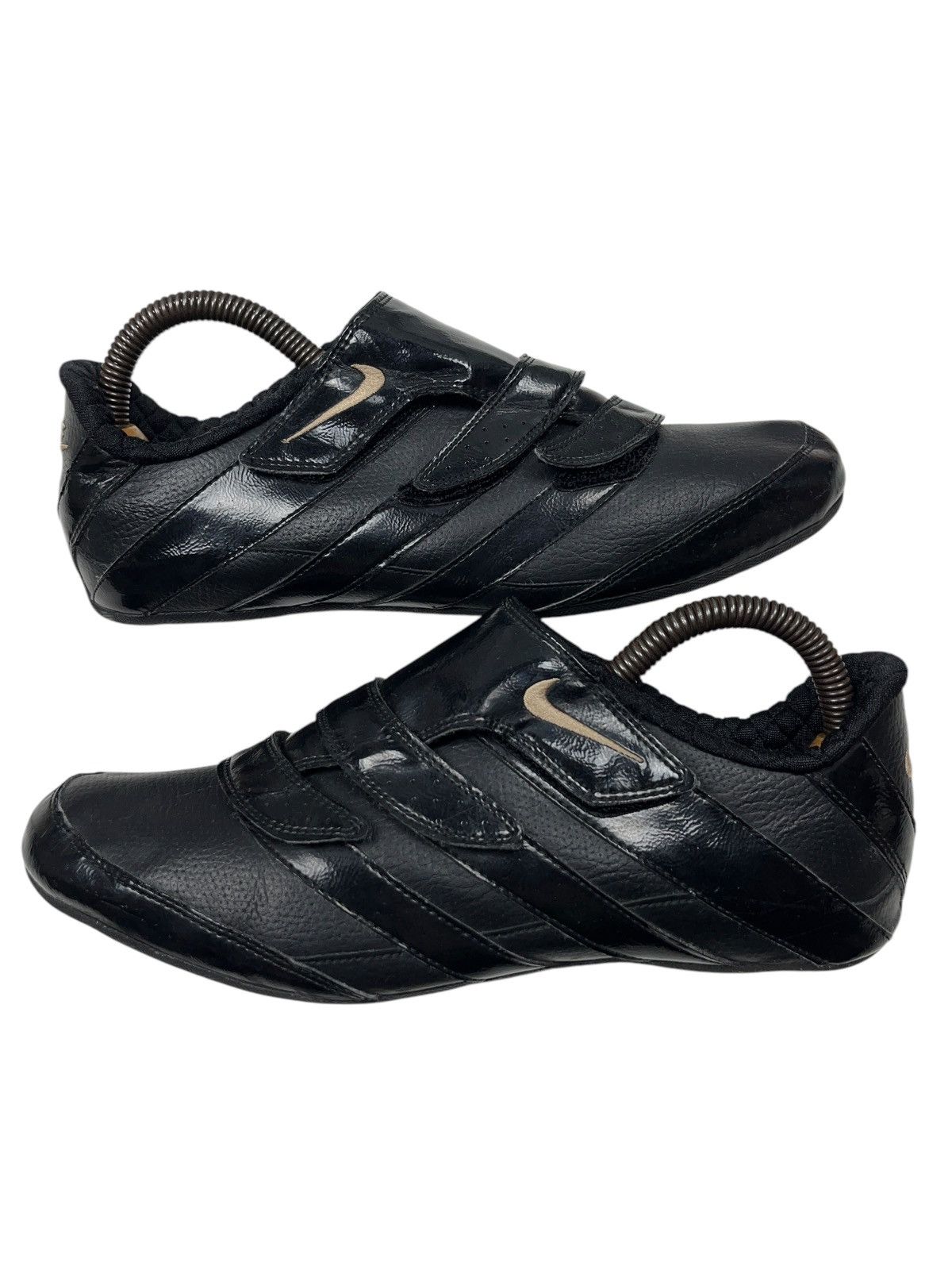 Japanese Brand Vintage 00s Nike Roubaix V y2k Sneakers Japanese Style Size US 8.5 / IT 38.5 - 1 Thumbnail