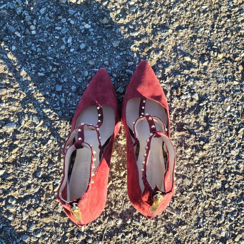 Banana Republic Banana Republic Women's Burgundy and Red Courts Size US 9 / IT 39 - 10 Thumbnail