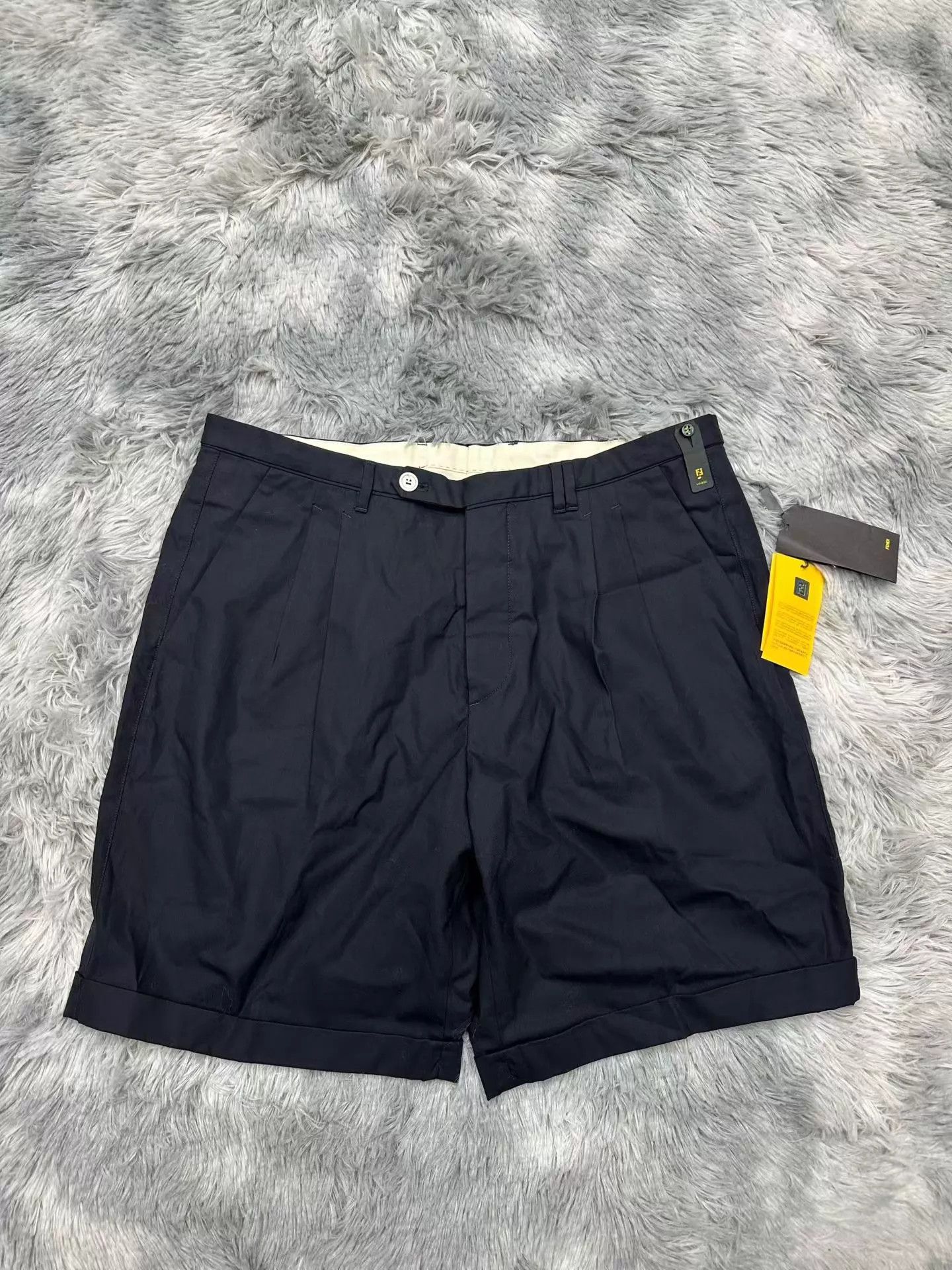 Fendi Fendi Slogan Short 48 New with Tags Size US 32 / EU 48 - 1 Thumbnail
