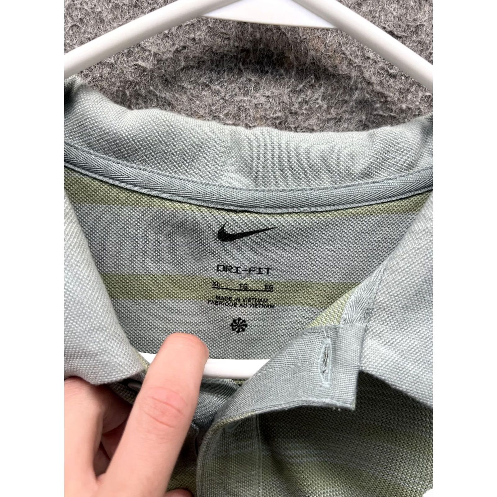 Nike Nike Dri-FIT Polo Shirt Mens XL Green Stripe Golf Short Sleeve Shirt Size US XL / EU 56 / 4 - 3 Thumbnail