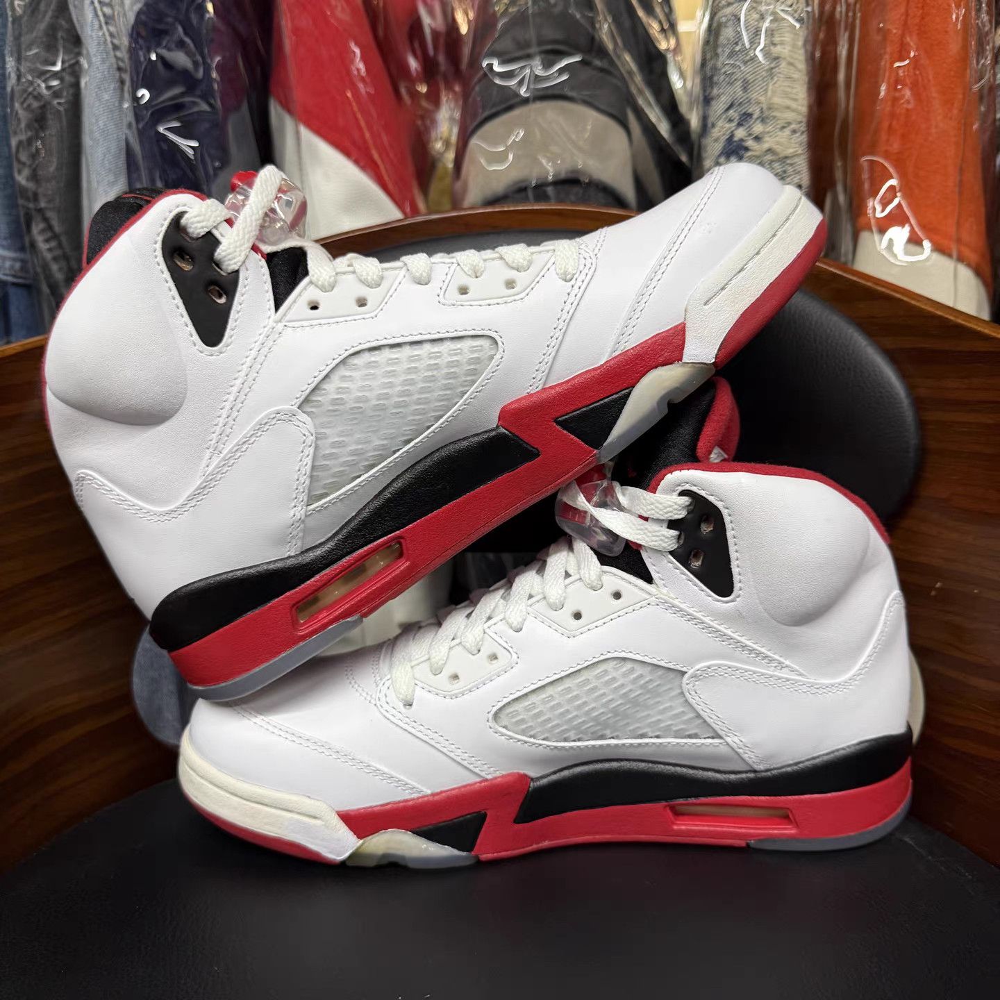 Jordan Brand Air Jordan 5 "Fire Red" K15 Size US 8 / EU 41 - 7 Thumbnail