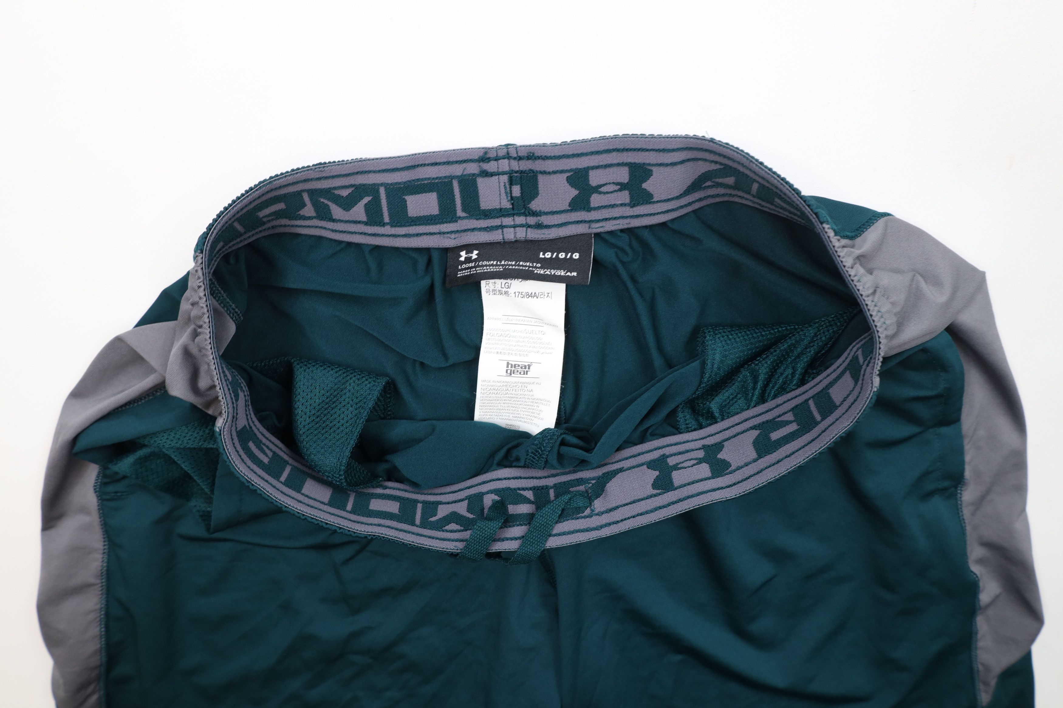 Under Armour × Vintage Under Armour HeatGear Block Gym Basketball Shorts Green Size US 34 / EU 50 - 9 Thumbnail