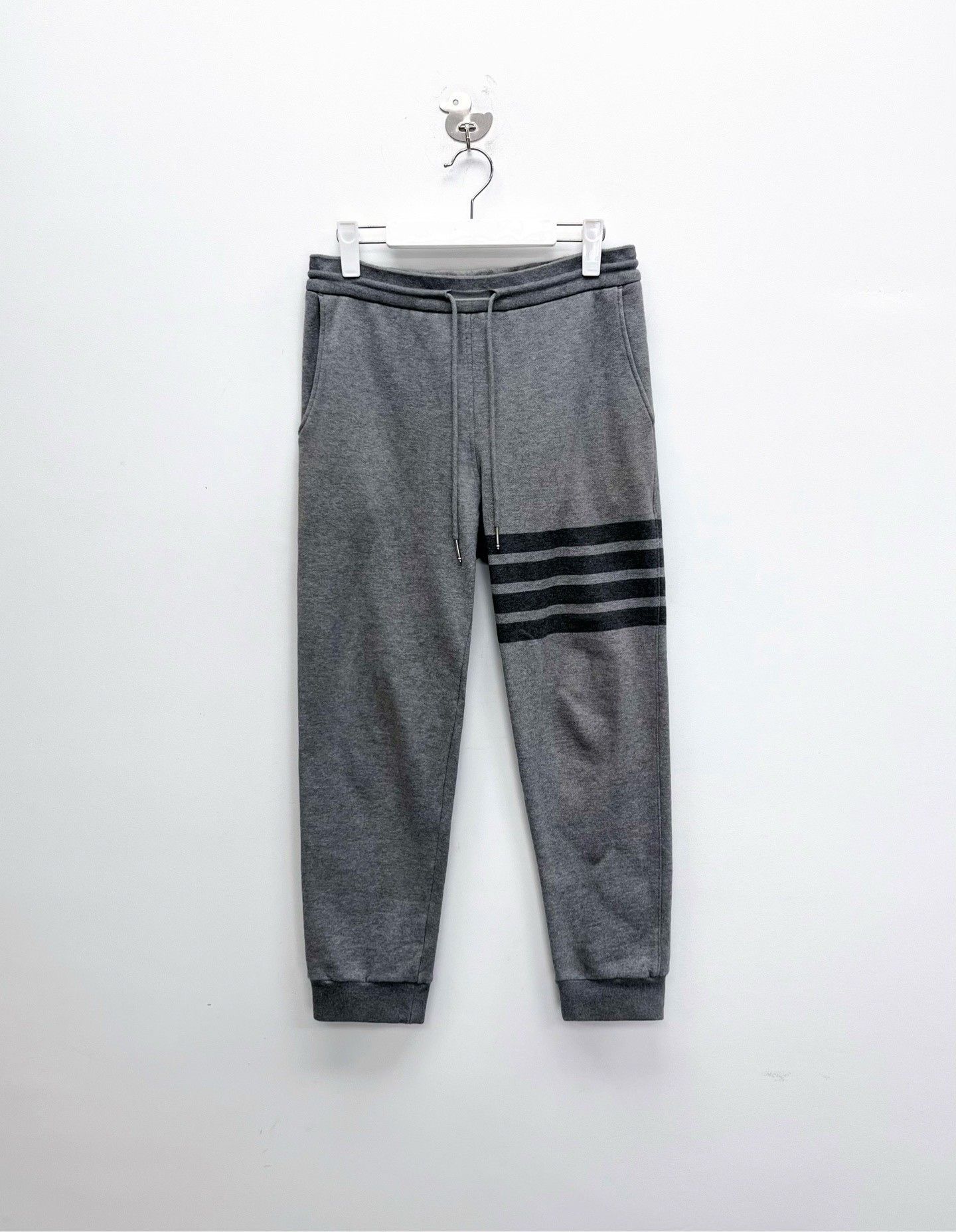 Thom Browne Thom Browne Gray Stripe Knit Sweatpants Size US 31 - 1 Thumbnail