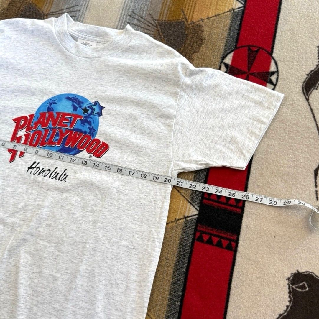 Planet Hollywood VINTAGE Planet Hollywood T-Shirt 90s Shirt Men L Gray Short Sleeve Regular Size L 1990s Honolulu Hawaii Solid Patterns Boys Girls? Size US L / EU 52-54 / 3 - 5 Thumbnail