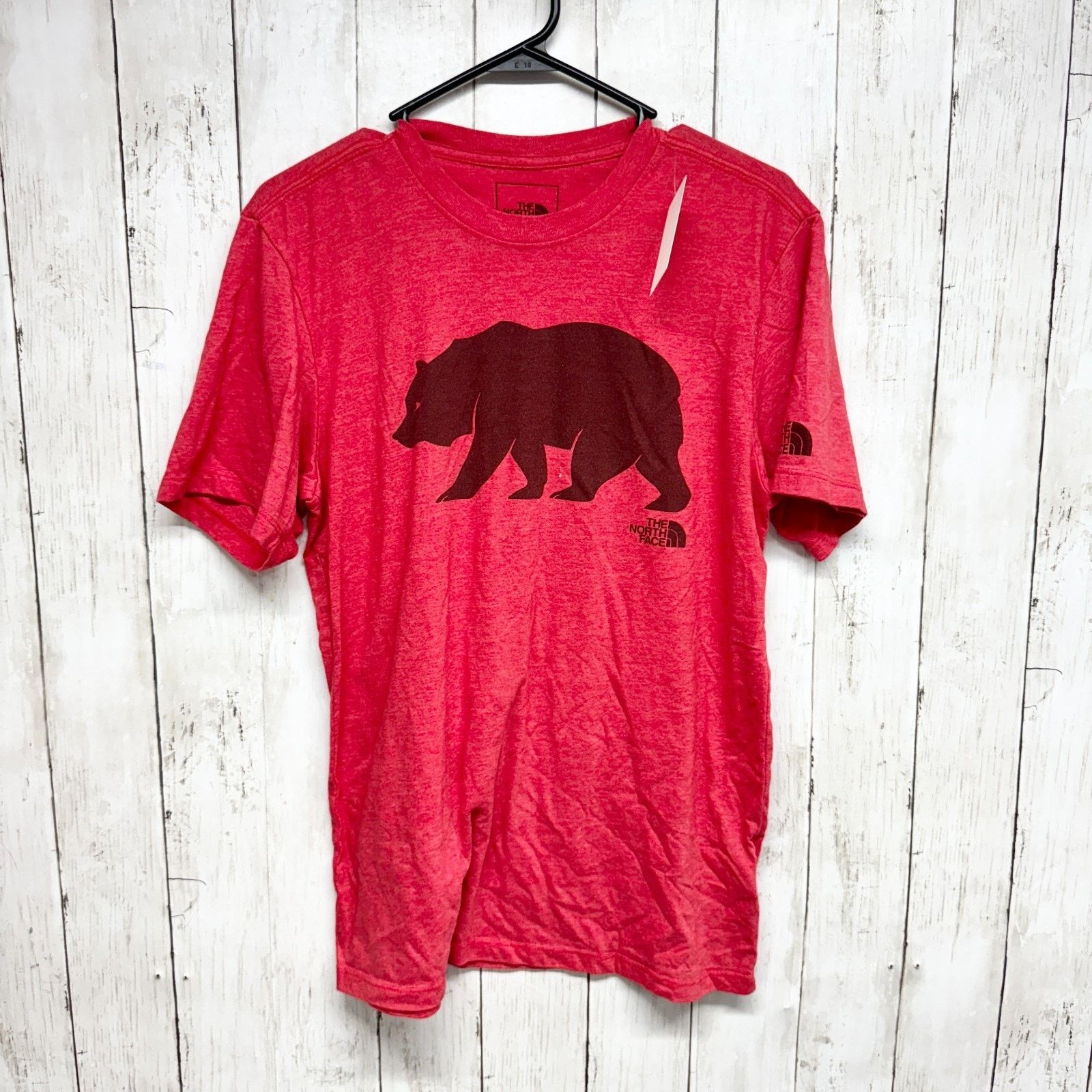 The North Face The North Face Top Small Red Graphic Short Sleeve Tee Shirt Size US S / EU 44-46 / 1 - 1 Thumbnail