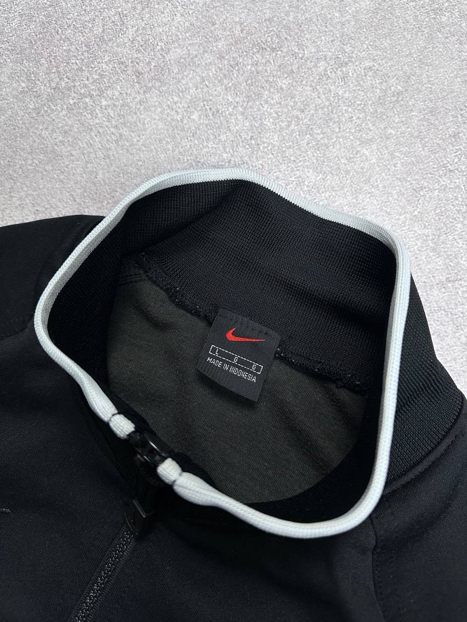 Nike Vintage Nike Team Town Olympic Zip Jacket L Size US L / EU 52-54 / 3 - 5 Thumbnail