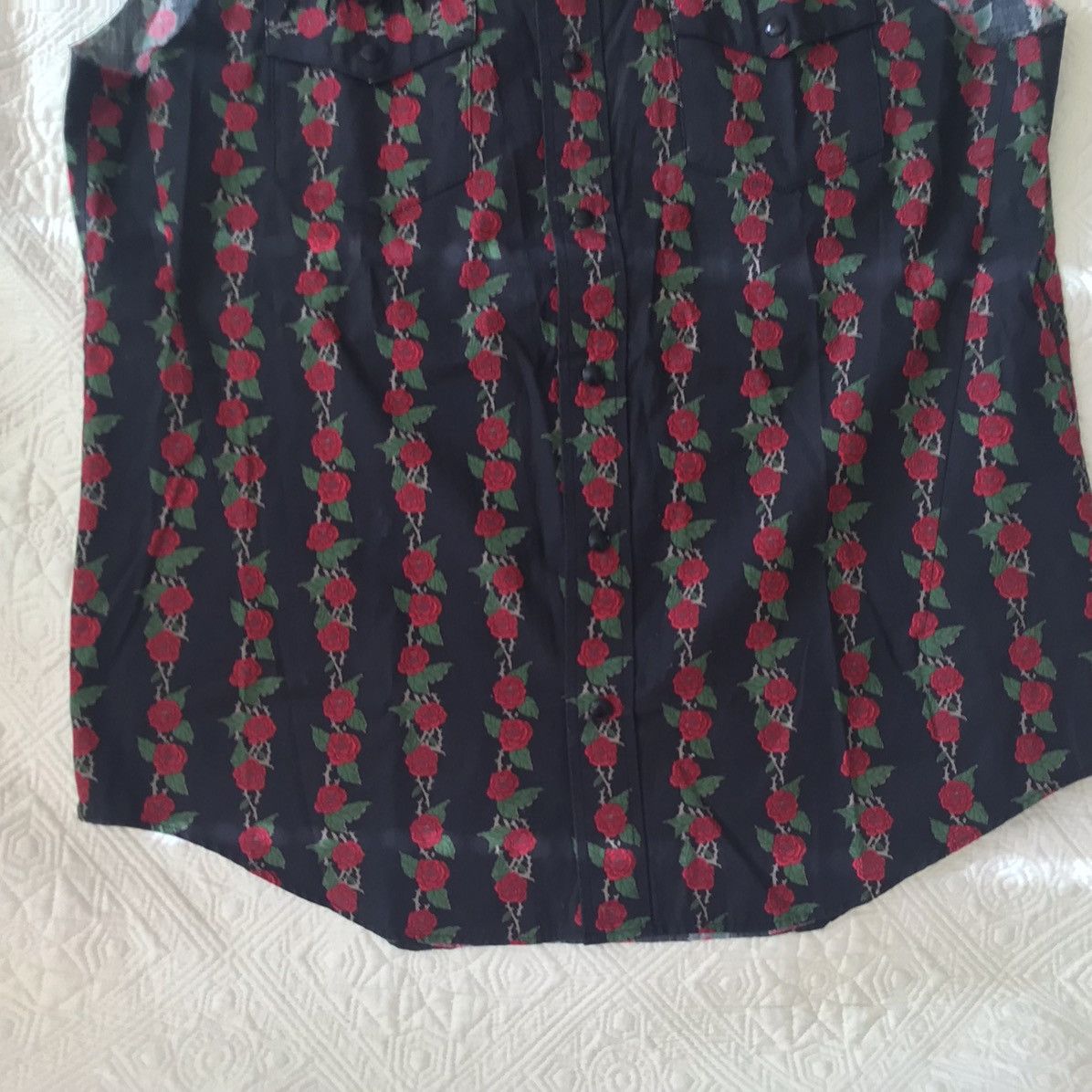 Number (N)ine N(N) Sleeveless, cowboy shirt with roses, fringe, 2 pockets Size US M / EU 48-50 / 2 - 5 Thumbnail