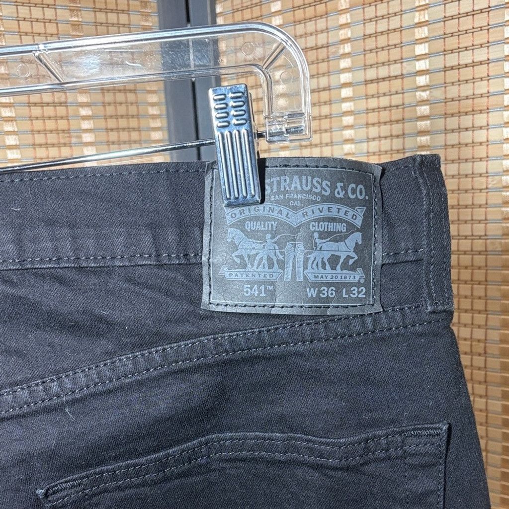 Levi's Levi's 541 Men's Straight Black Jeans Size US 36 / EU 52 - 2 Thumbnail
