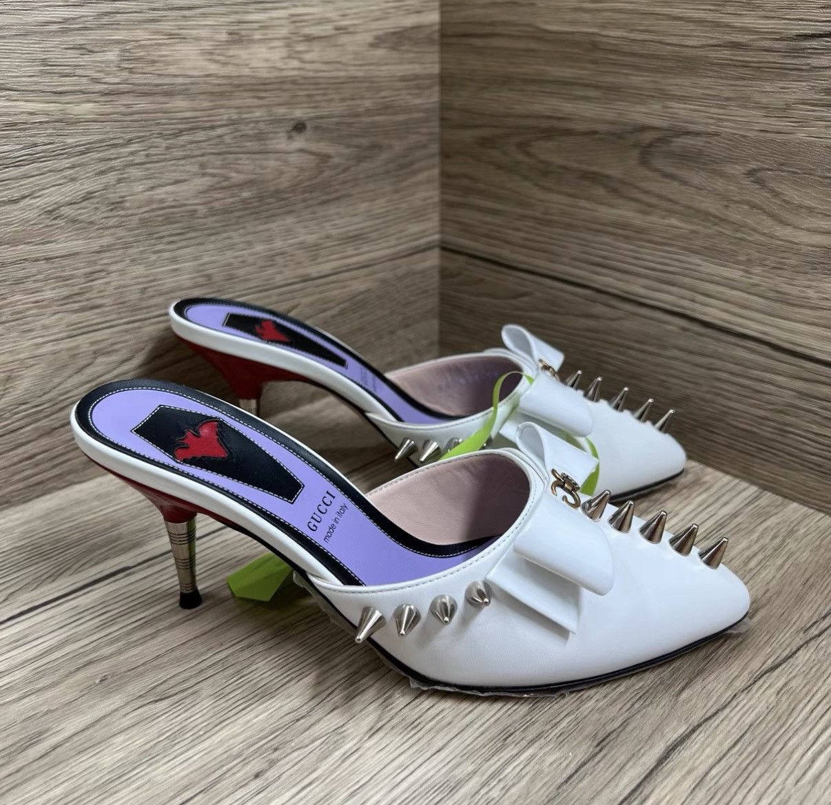Gucci Gucci White Studded Glossy Heeled Slippers J41 Size US 5 / IT 35 - 4 Thumbnail