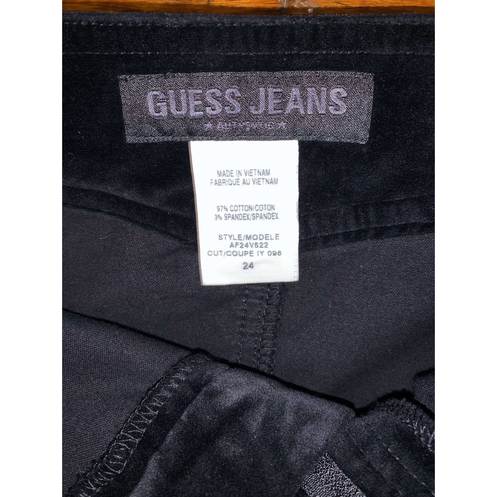 Guess Guess Jeans Black Velvet Pencil Skirt Women Size 24 Y2K Midi Size 24" / US 00 / IT 34 - 4 Thumbnail