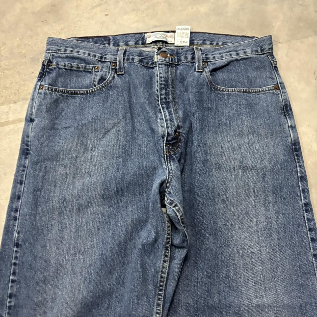 Japanese Brand × Levi's × Vintage Crazy Vintage Y2K/2000s Baggy Dark Blue Wash Levi’s Skater Style Denim Jeans! Size US 38 / EU 54 - 5 Thumbnail