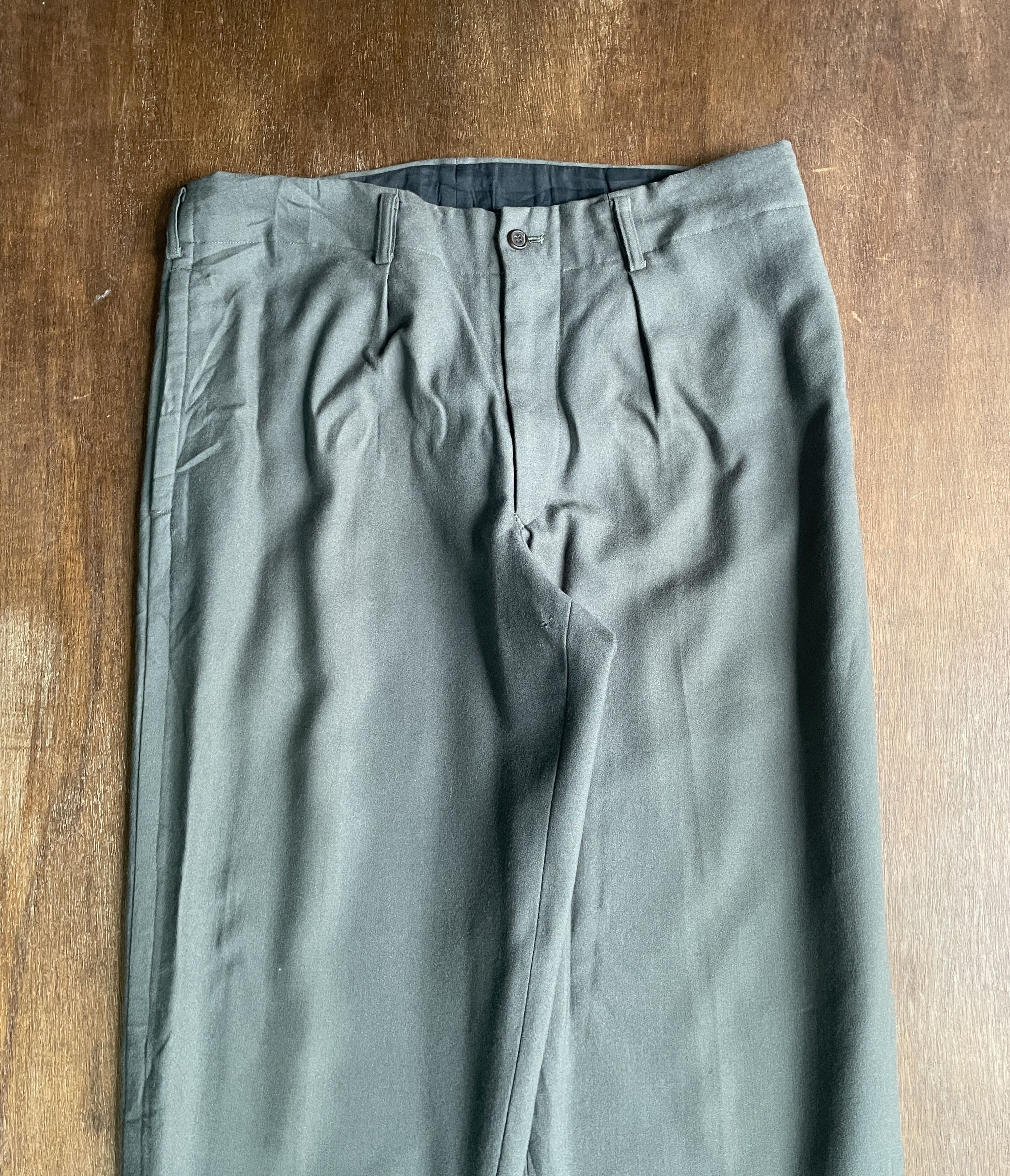 Yohji Yamamoto Y's for men YOHJI YAMAMOTO Vintage Balloon Wool Pants Size US 36 / EU 52 - 2 Thumbnail