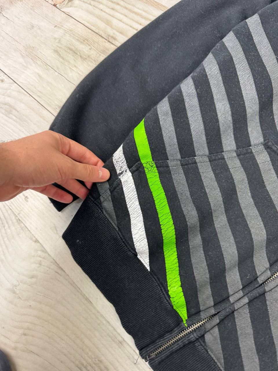 Vintage Vintage Monster Energy Hoodie Full Zip Big Logo 00s Racing Size US M / EU 48-50 / 2 - 7 Thumbnail