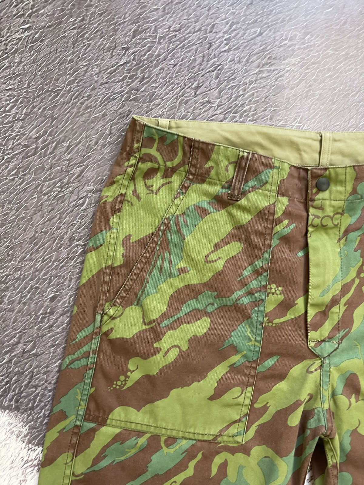 Japanese Brand × Maharishi Maharishi reversible camouflage/beige military shorts rare Size US 36 / EU 52 - 11 Thumbnail