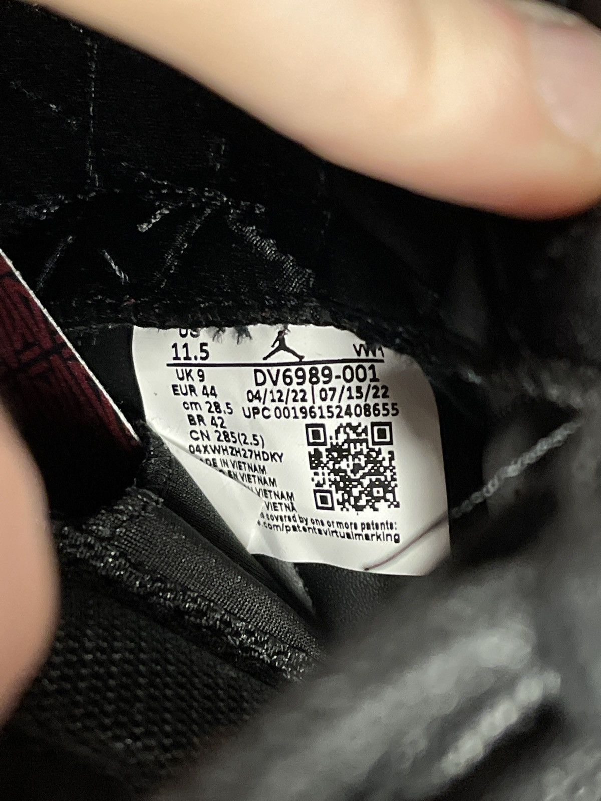 Jordan Brand Jordan 12 Retro A Ma Maniere Black Women 11.5 Women/10 Men Size US 11.5 / EU 44-45 - 9 Thumbnail