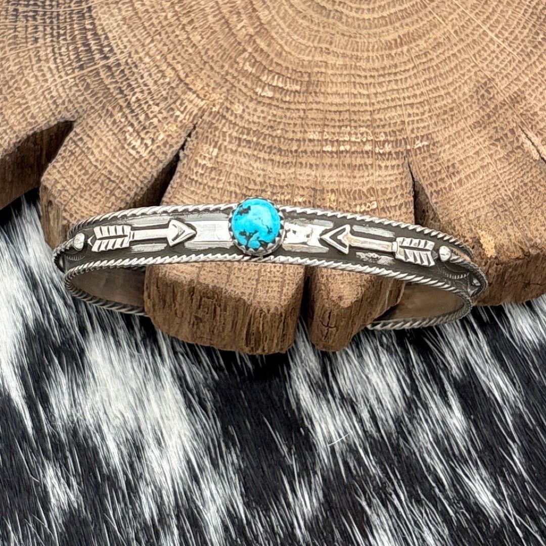 Native 1920s Native American NAVAJO Sterling Cuff Bracelet Arrows Size ONE SIZE - 1 Thumbnail