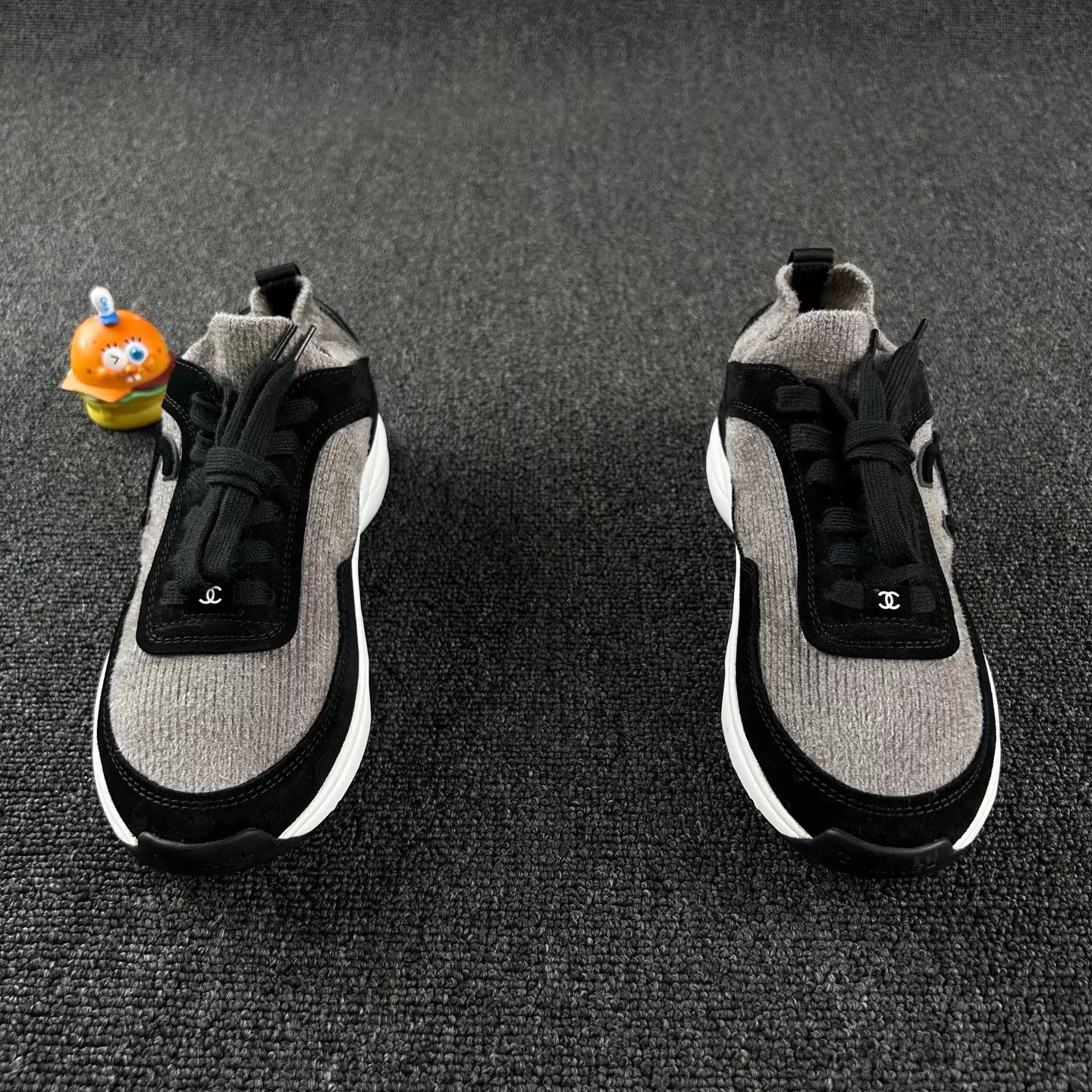Chanel Chanel black and gray colorblock knit sneakers W38 Size US 7.5 / IT 37.5 - 2 Thumbnail