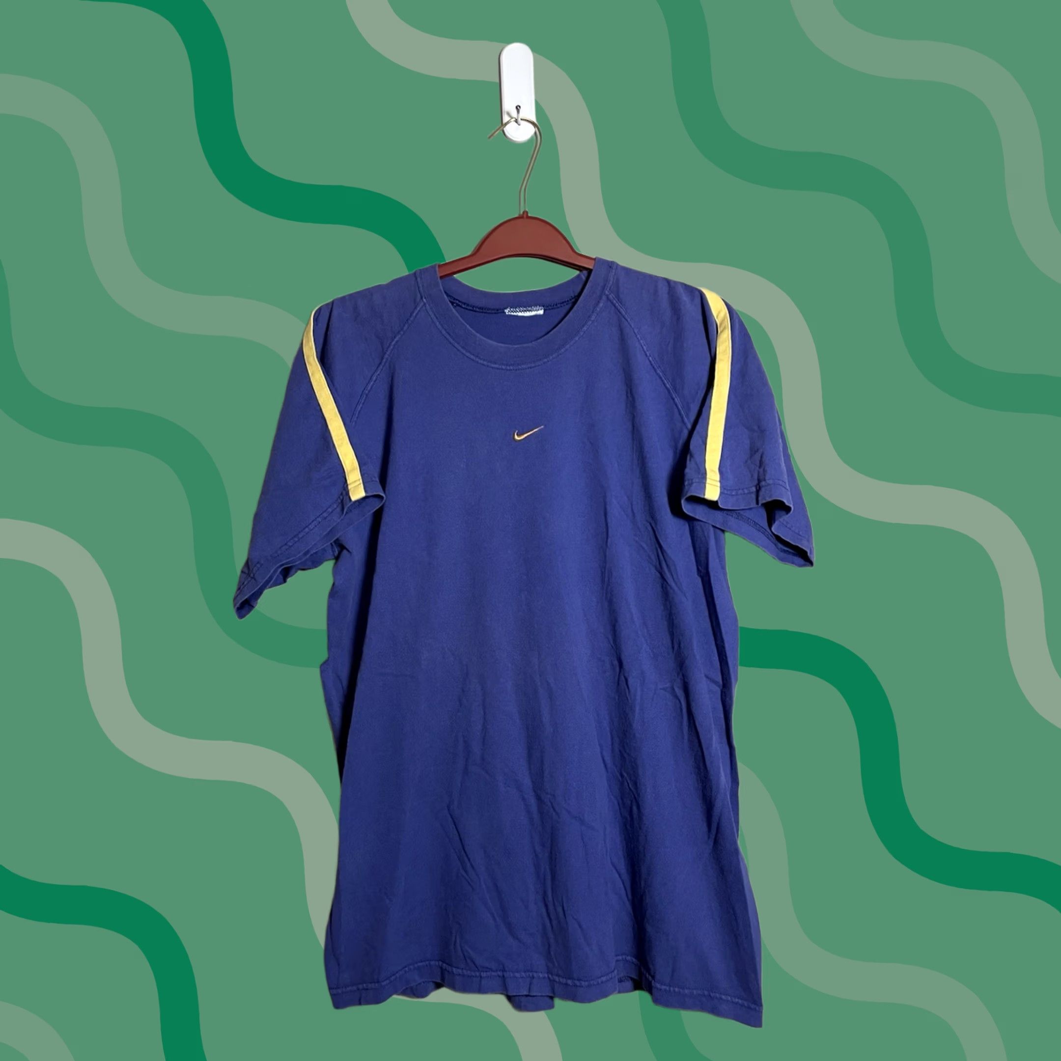 Nike VINTAGE Nike Center Mini Swoosh Shirt XL Men’s Blue Yellow Stripe T-Shirt 90s USA Size US XL / EU 56 / 4 - 1 Thumbnail