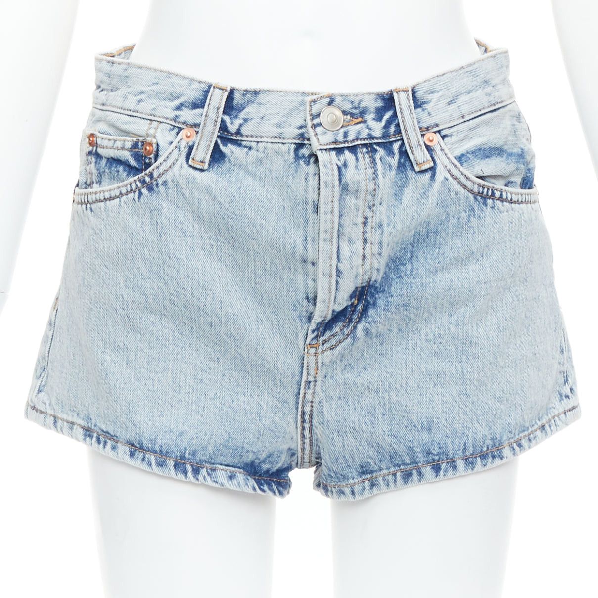 WARDROBE.NYC WARDROBE NYC stone wash blue leather tag mid denim shorts 26" Size 26" / US 2 / IT 38 - 1 Thumbnail