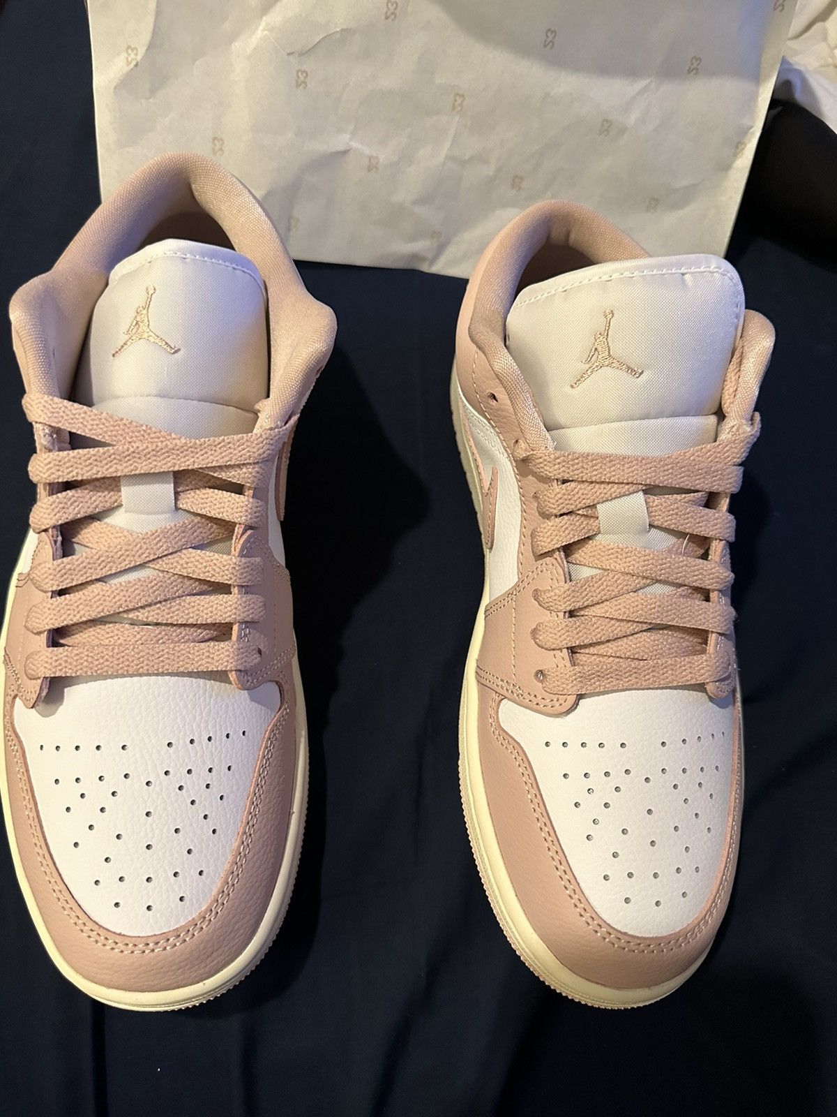 Nike Women’s Jordan 1 Low Size US 9.5 / IT 39.5 - 3 Thumbnail