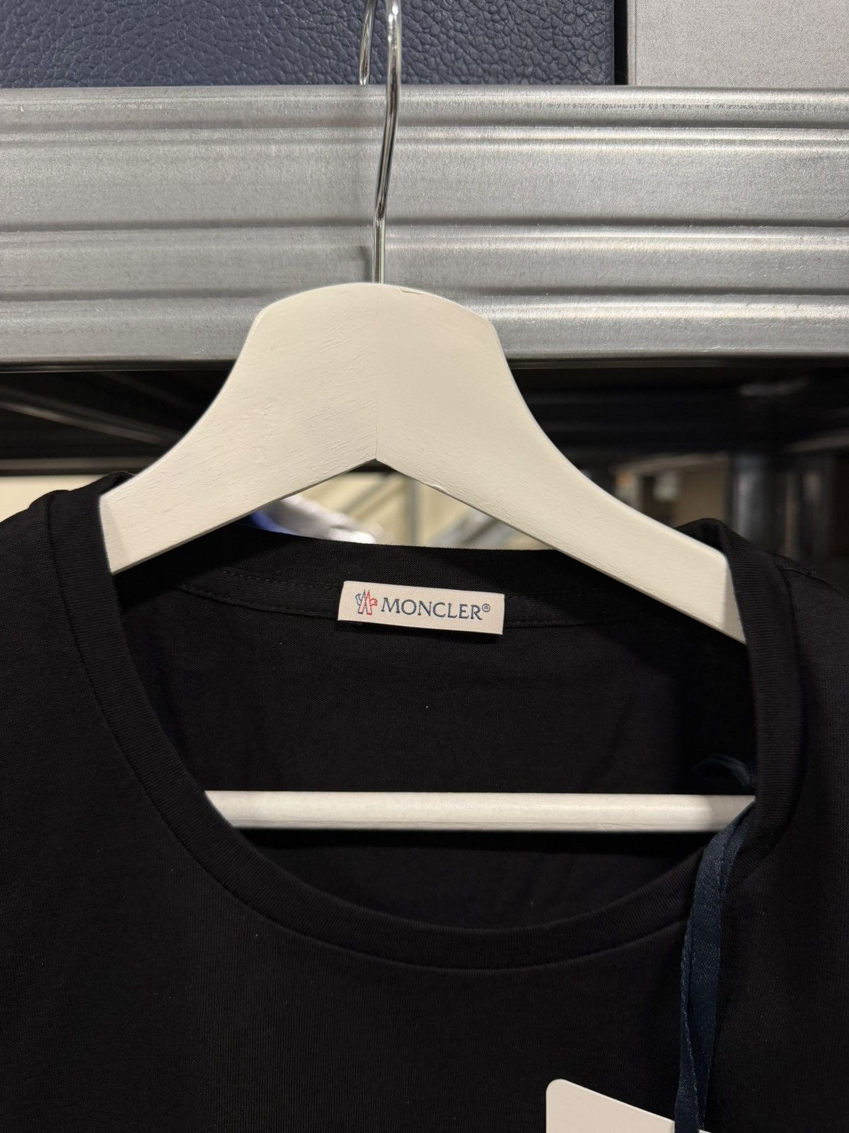 Moncler Moncler Patch Logo T-Shirt NEW 350$ Size M / US 6-8 / IT 42-44 - 3 Thumbnail