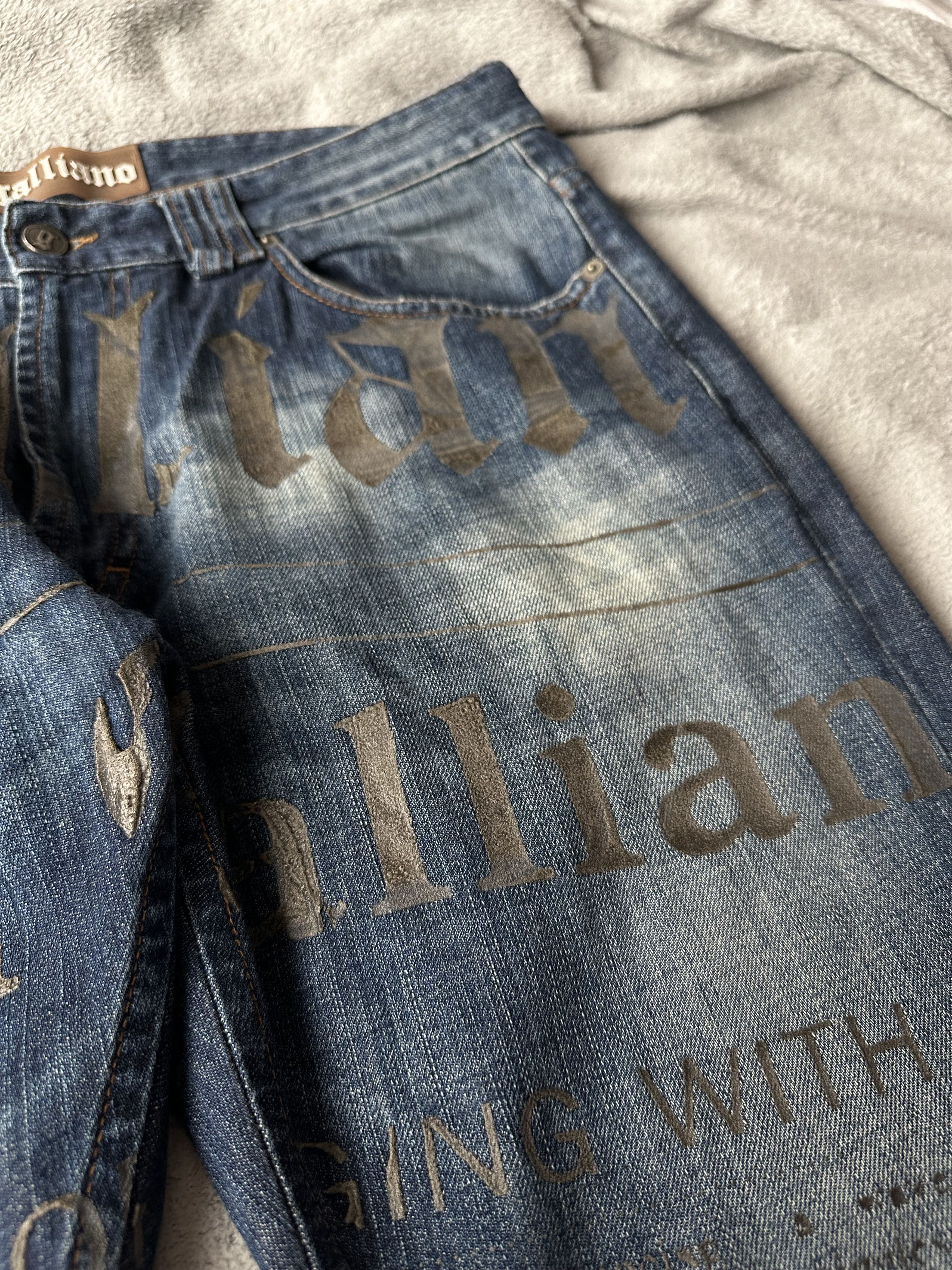 John Galliano SS11 Galliano Newspaper Print Dark Navy Skinny Fit Denim Size US 35 - 6 Thumbnail